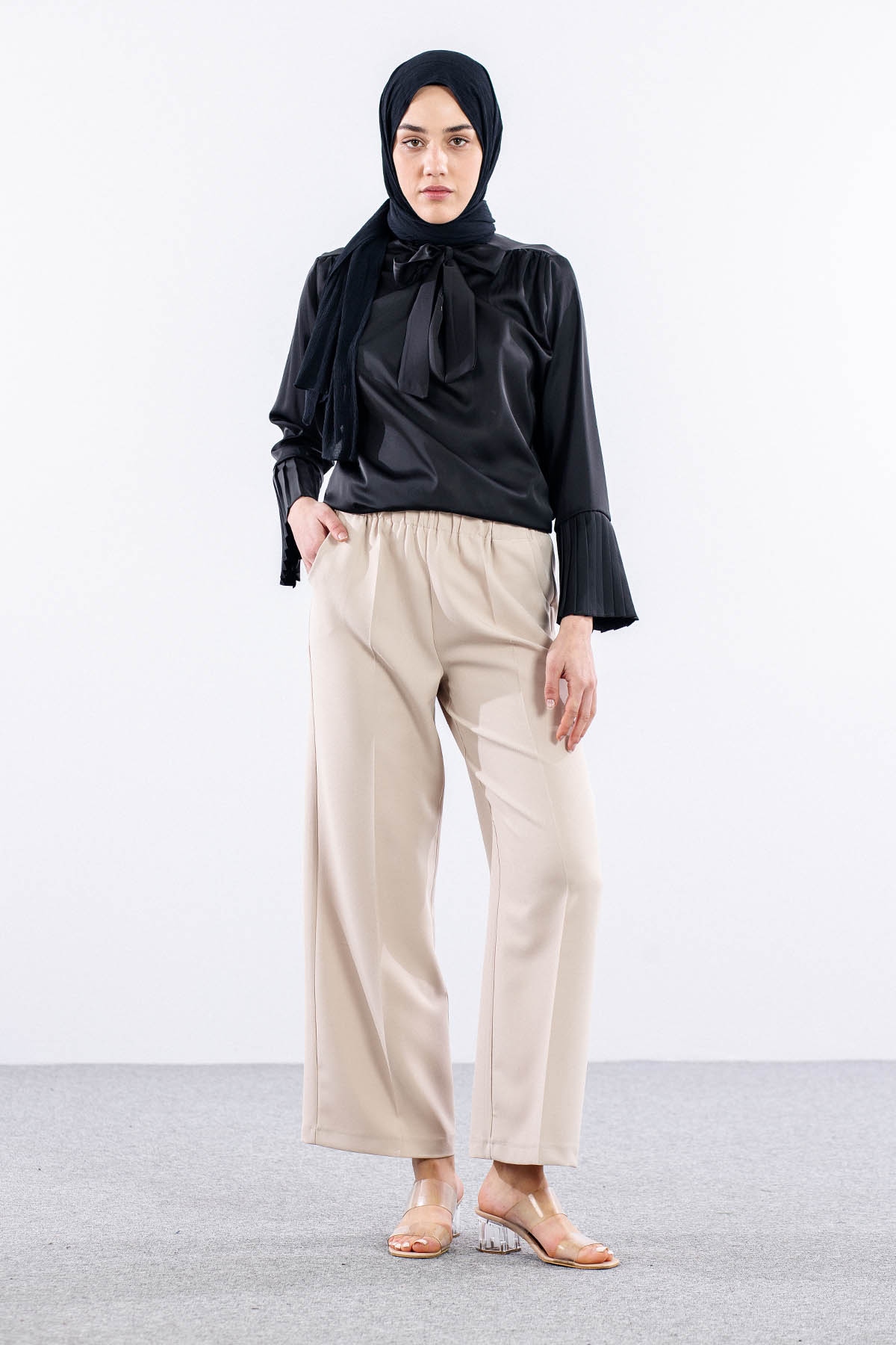 002 Pantolon 40-50 - Bej  - - 1