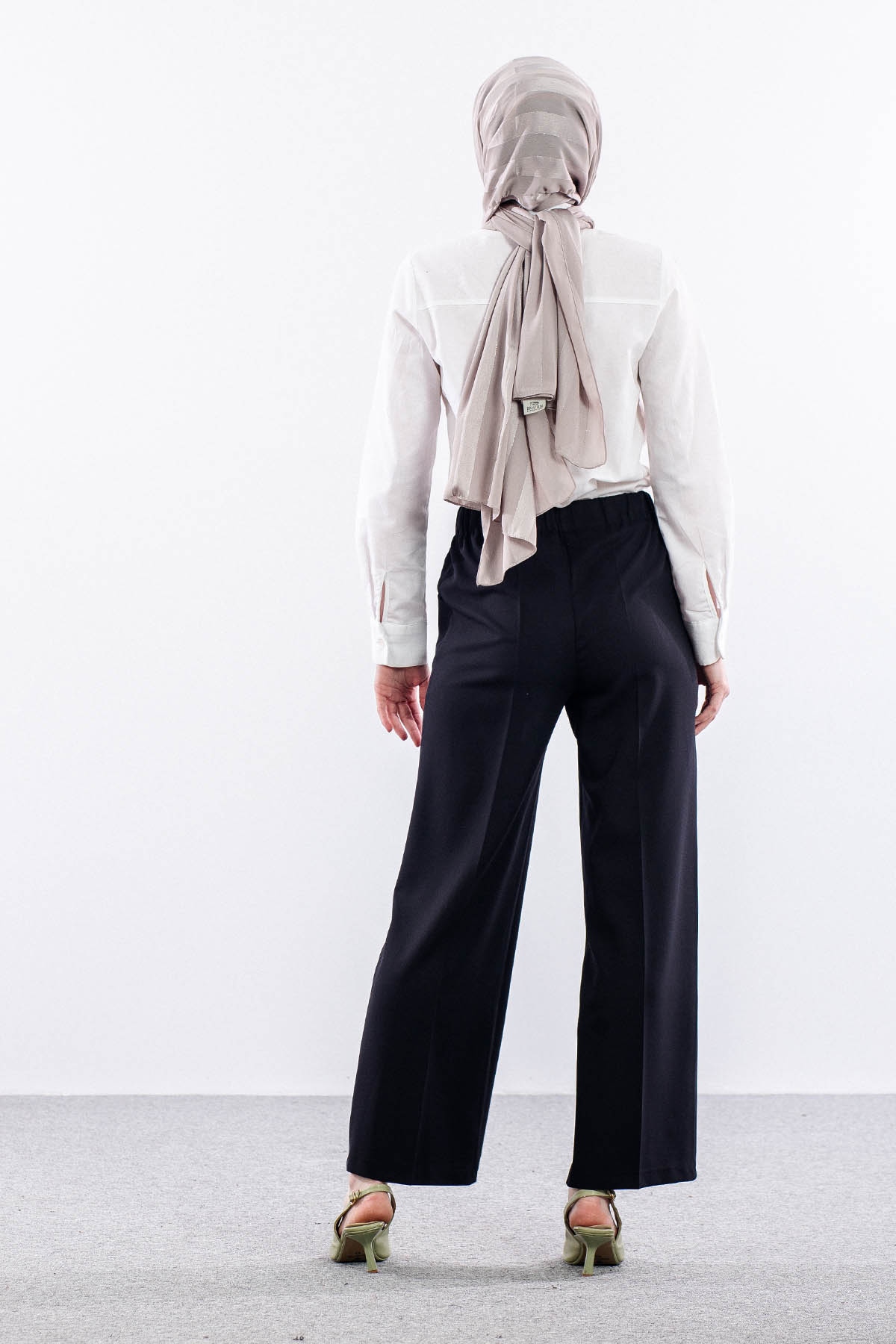 002 Pantolon 40-50 - Siyah --- - 4