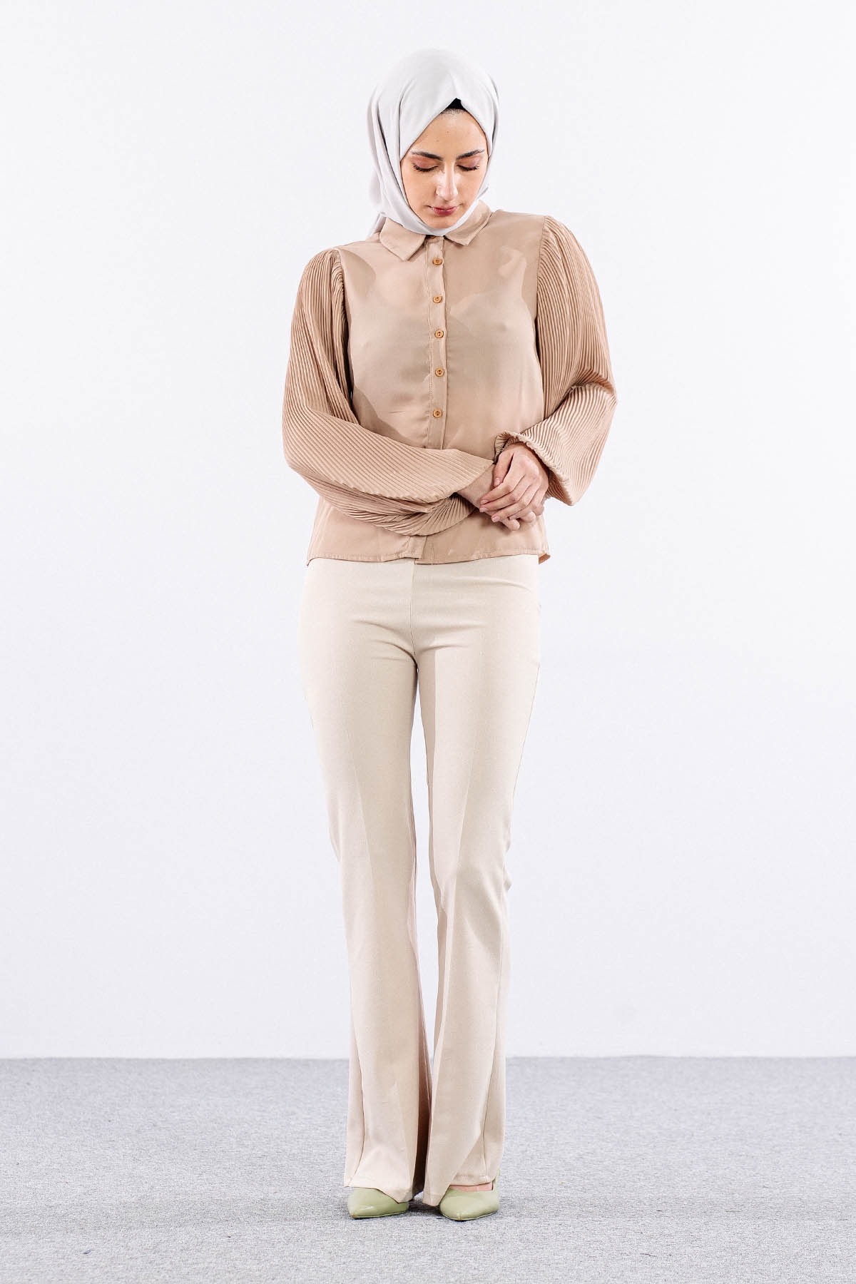 0100  Gömlek 38-44 - Bej - 4