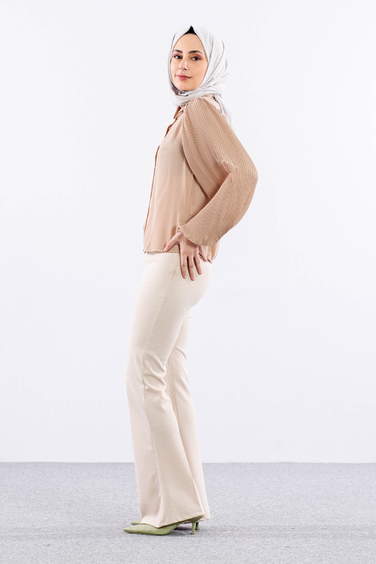 0100  Gömlek 38-44 - Bej - 5