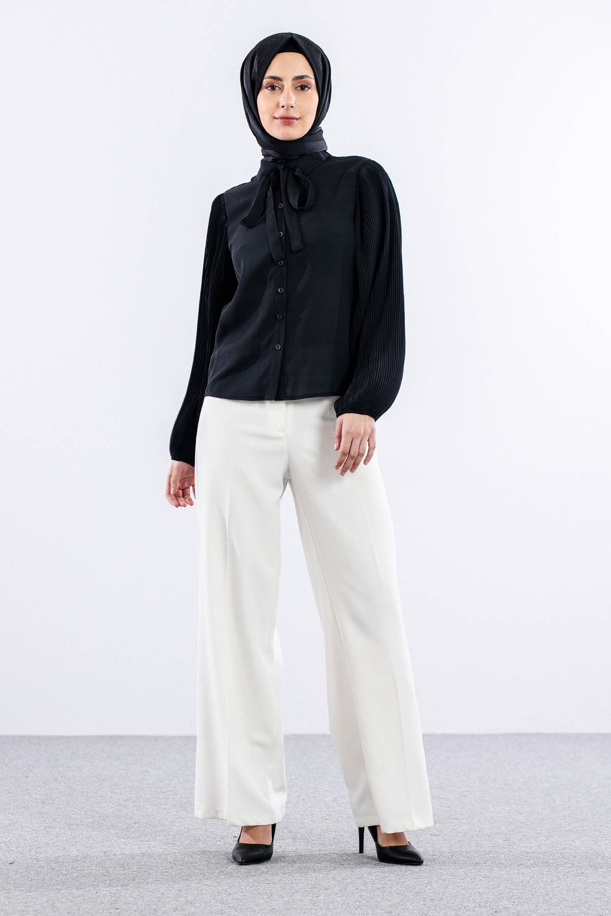 0100  Gömlek 38-44 - Siyah - 1