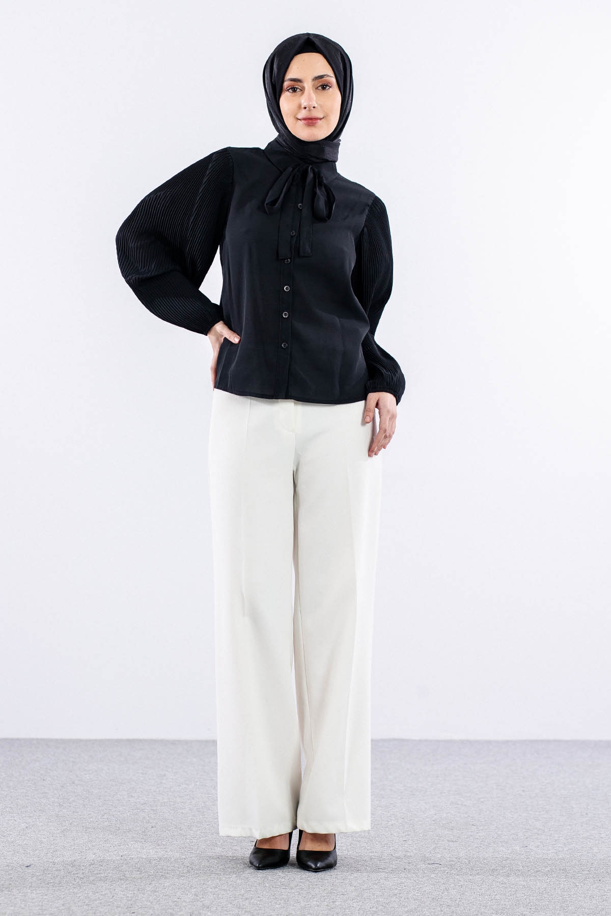 0100  Gömlek 38-44 - Siyah - 2