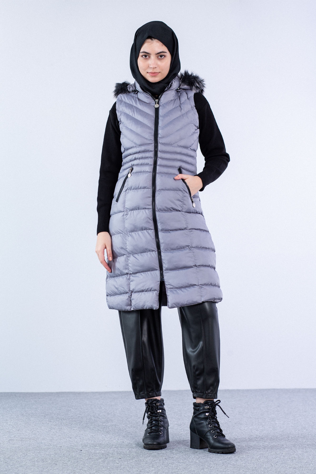 Kapüşonlu Çapraz Desen Yelek Füme - 1