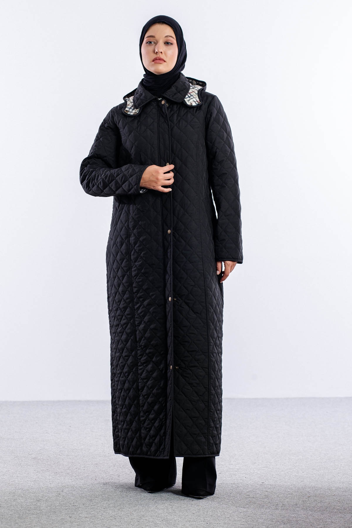 1035 Kapitone Kap 44-50 Uzun - Siyah - 1