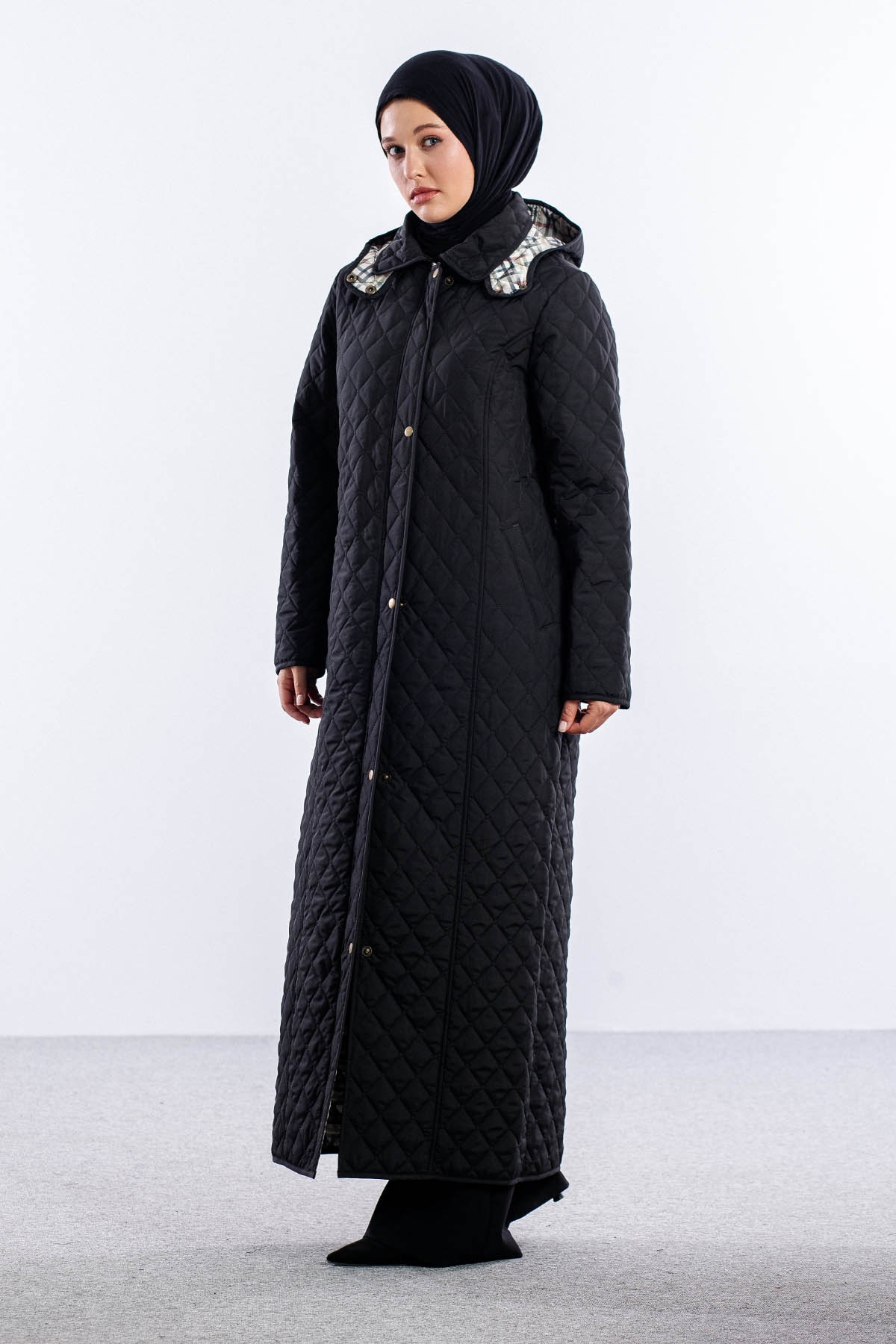 1035 Kapitone Kap 44-50 Uzun - Siyah - 3