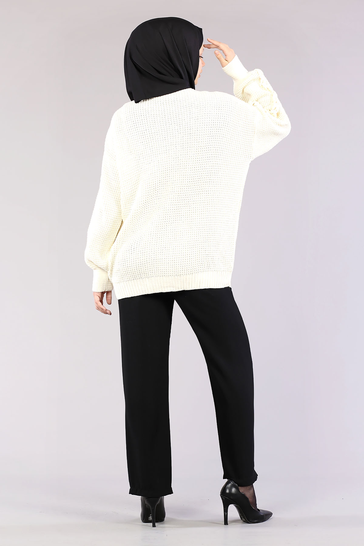 10379 Hirka Tek - Ekru - 3