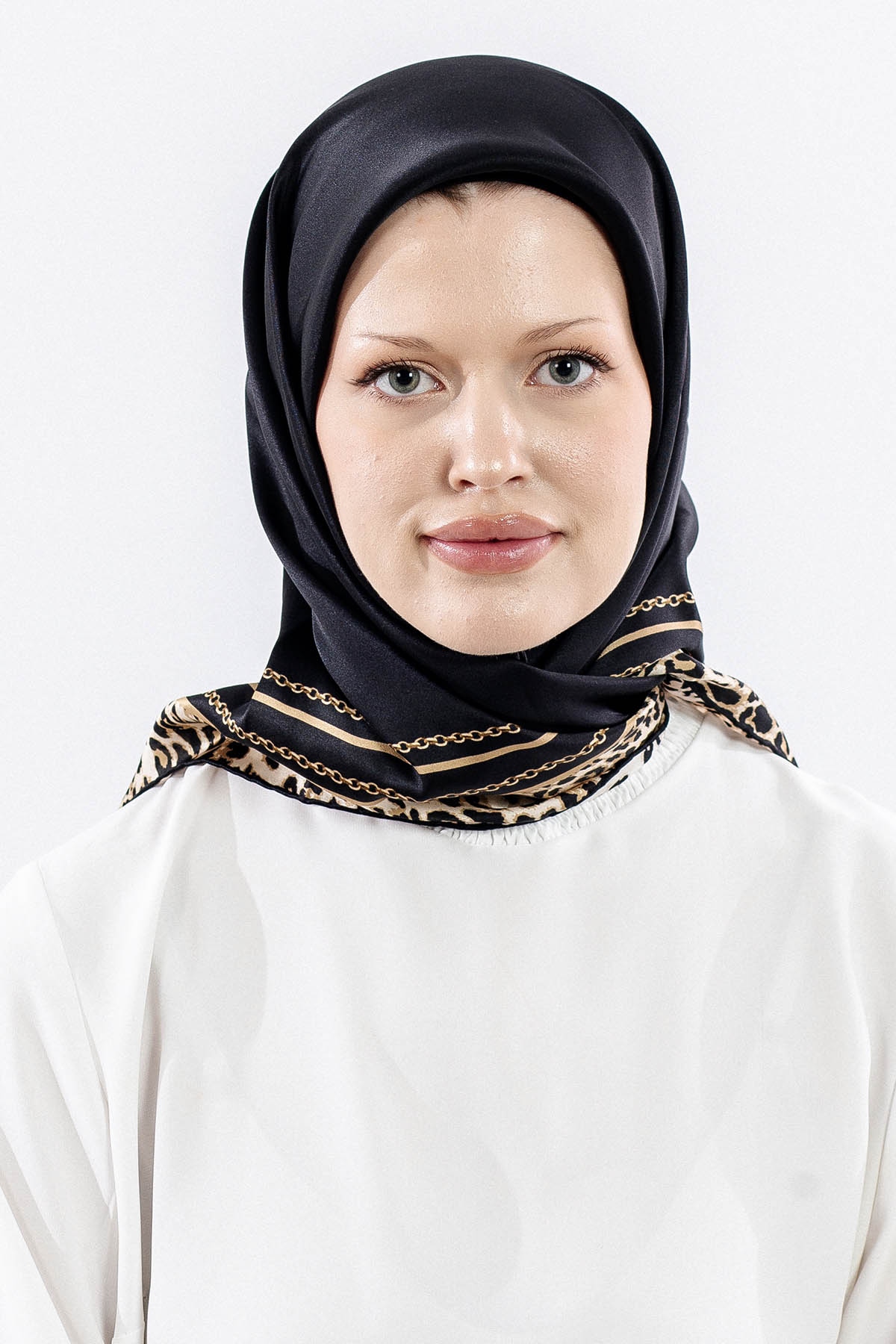 10748 İpek Eşarp 90*90 Sura Kumas - Siyah - 1