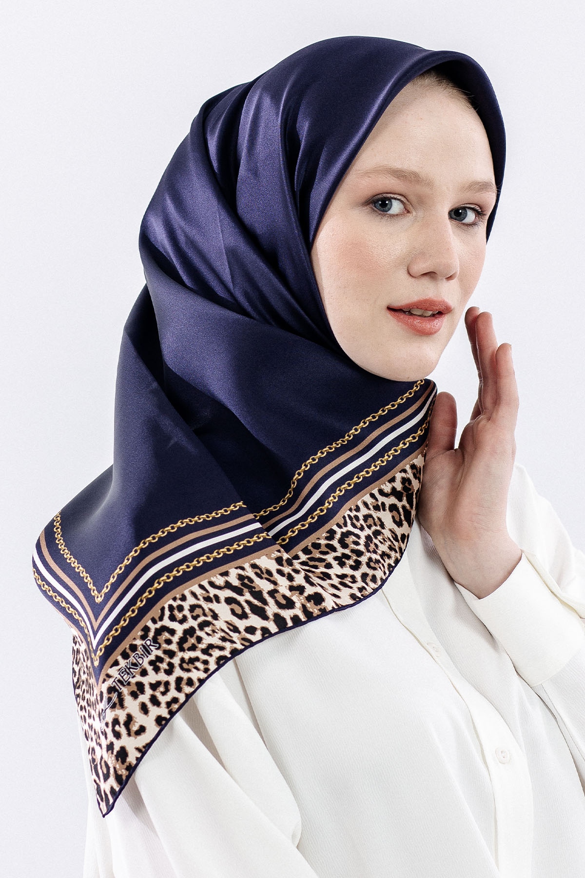10748 İpek Eşarp Leo - Lacivert - 2