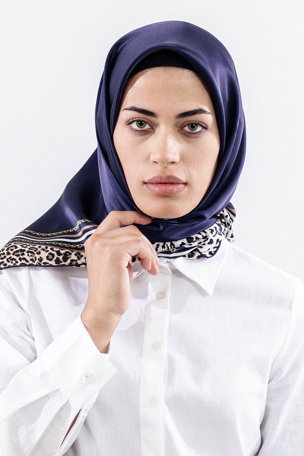 10748 İpek Eşarp Leo - Sax - 1