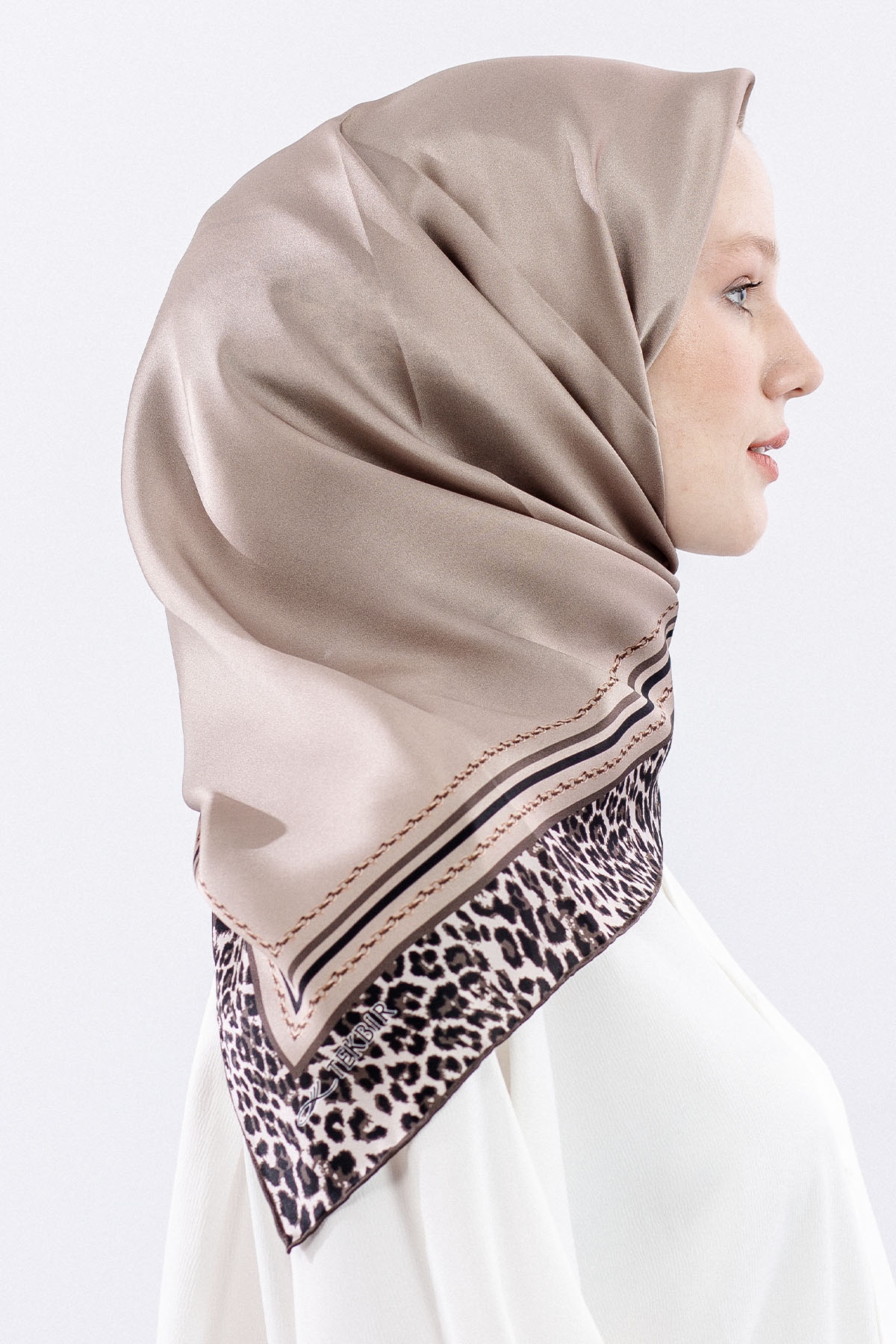 10748 İpek Eşarp Leo - Vizon - 3