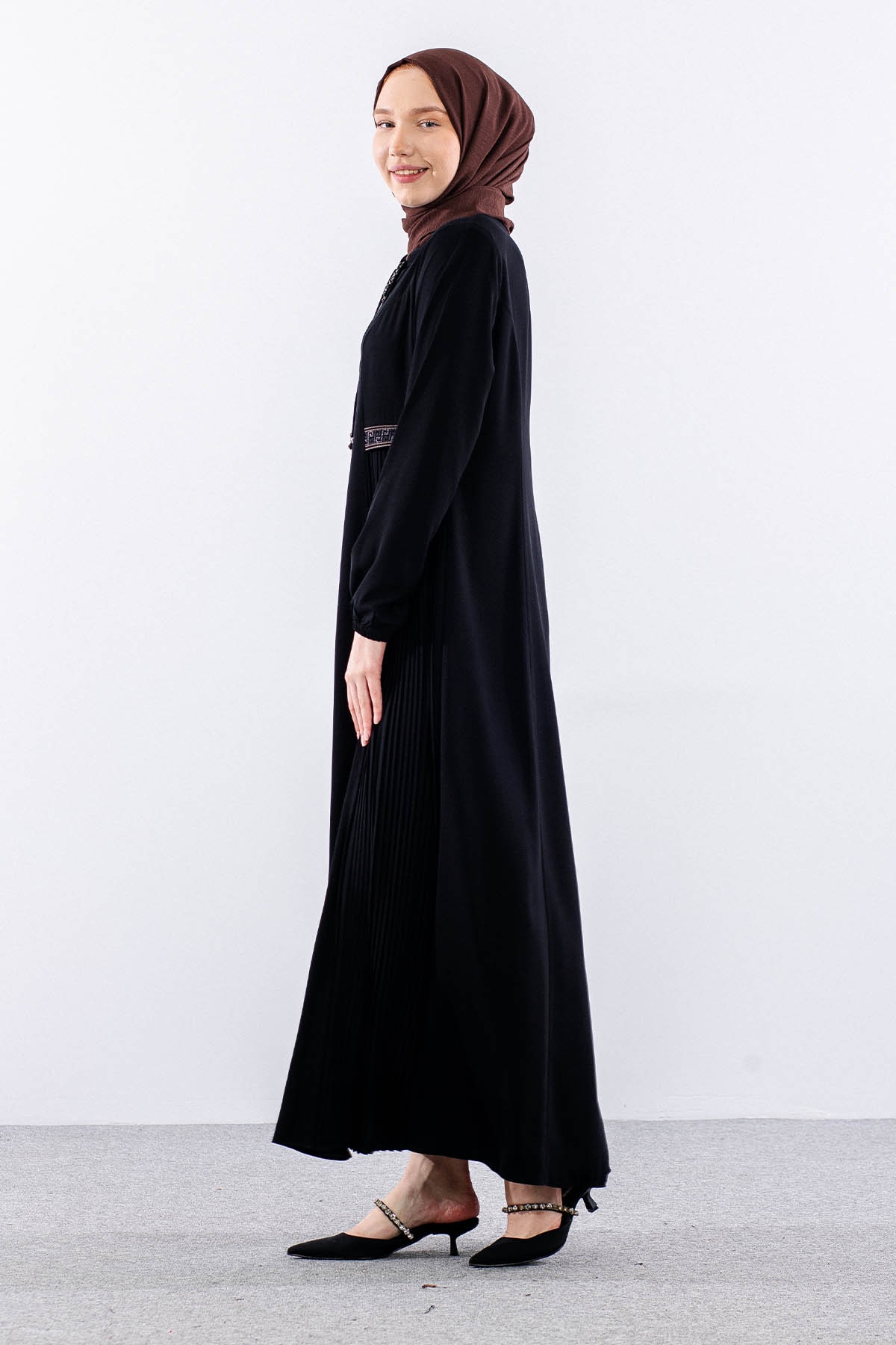 1114 Ferace 44-50 İzel Krep Yaz Kumas - Siyah - 4