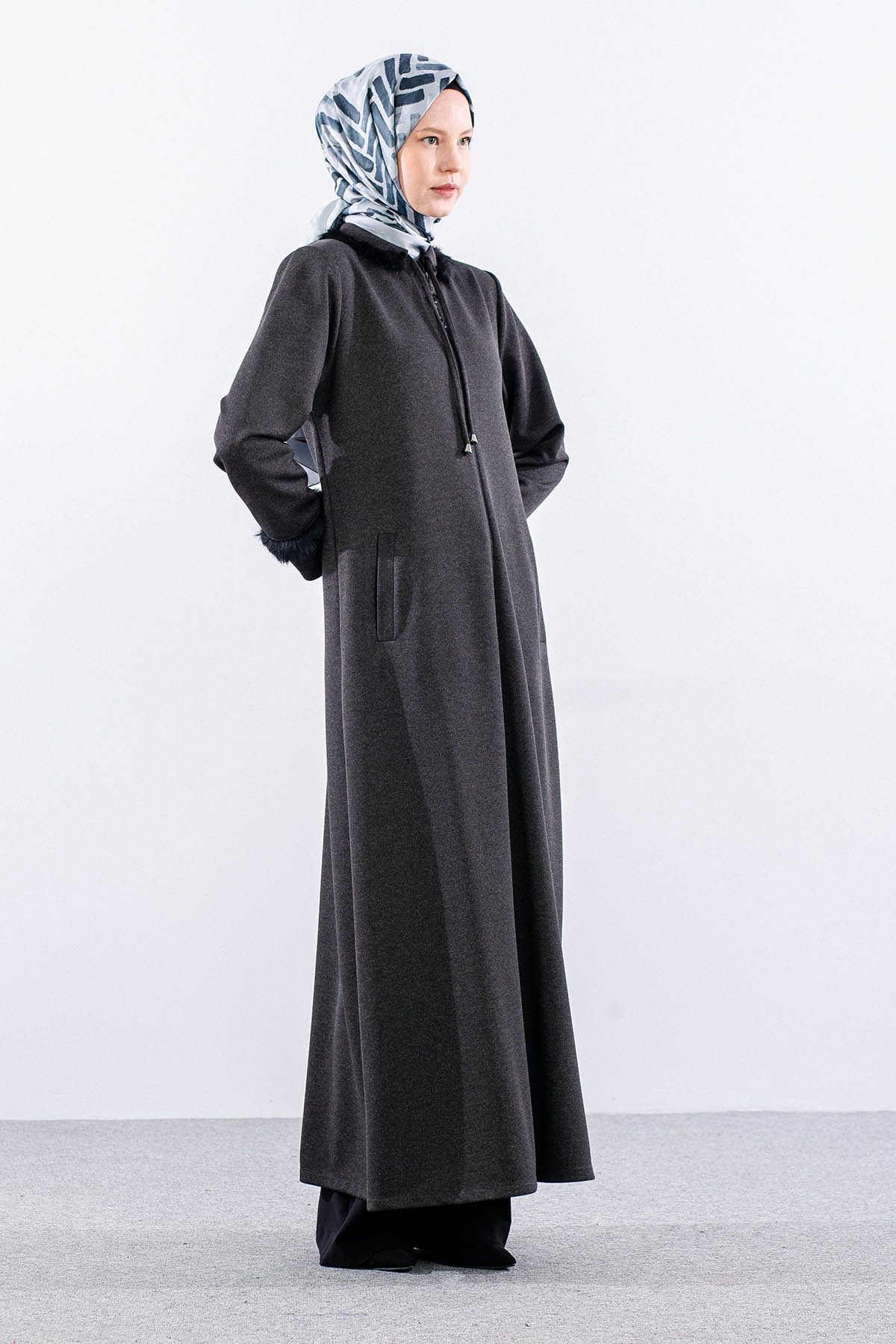 1173 Ferace 42-52 Kurk Detay Kis Kumas - Gri - 2