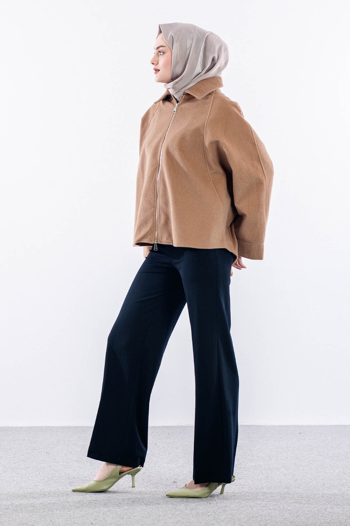 1215-00 Kisa Triko Ceket Tek - Camel - 4