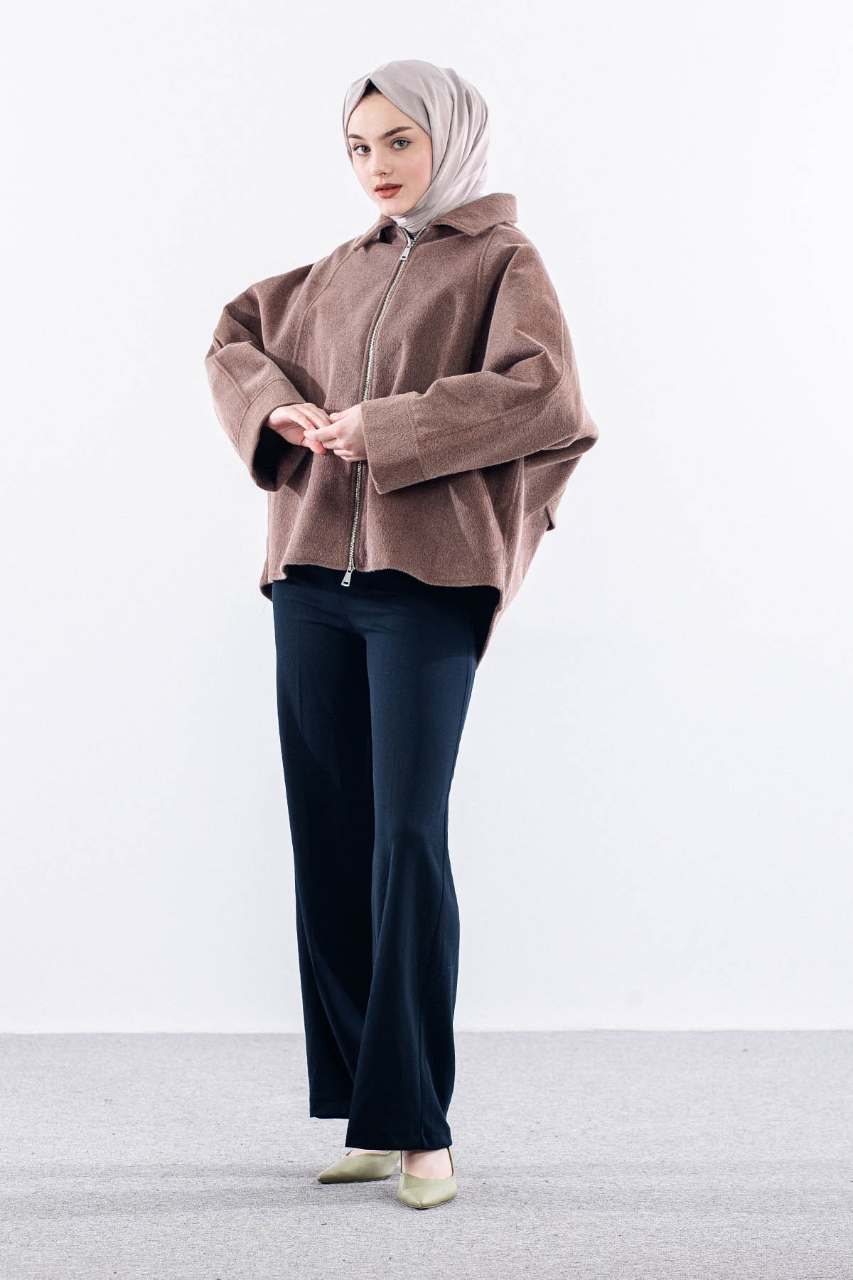 1215-00 Kisa Triko Ceket Tek - Kahve - 2