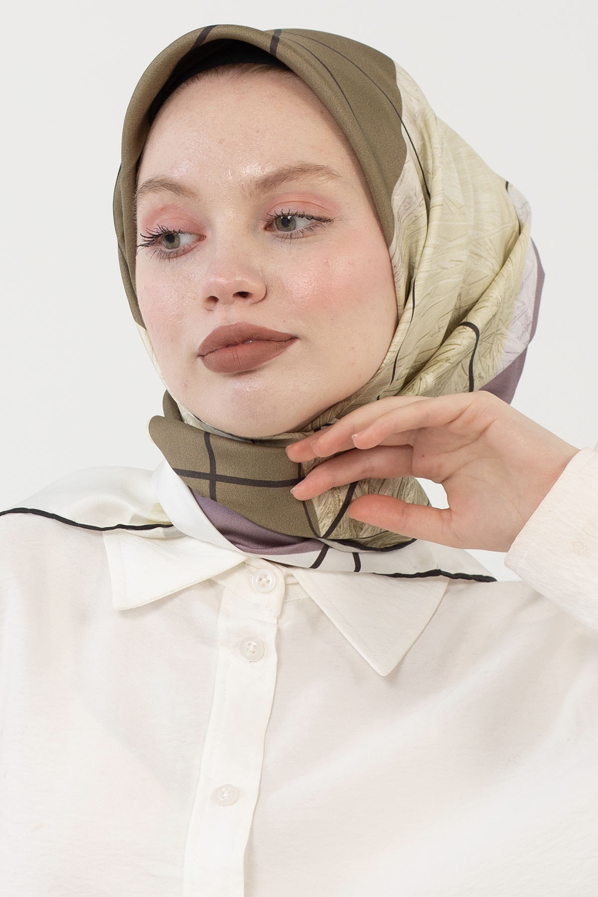 12790 İpek Eşarp Tvil - Siyah_yesil - 1