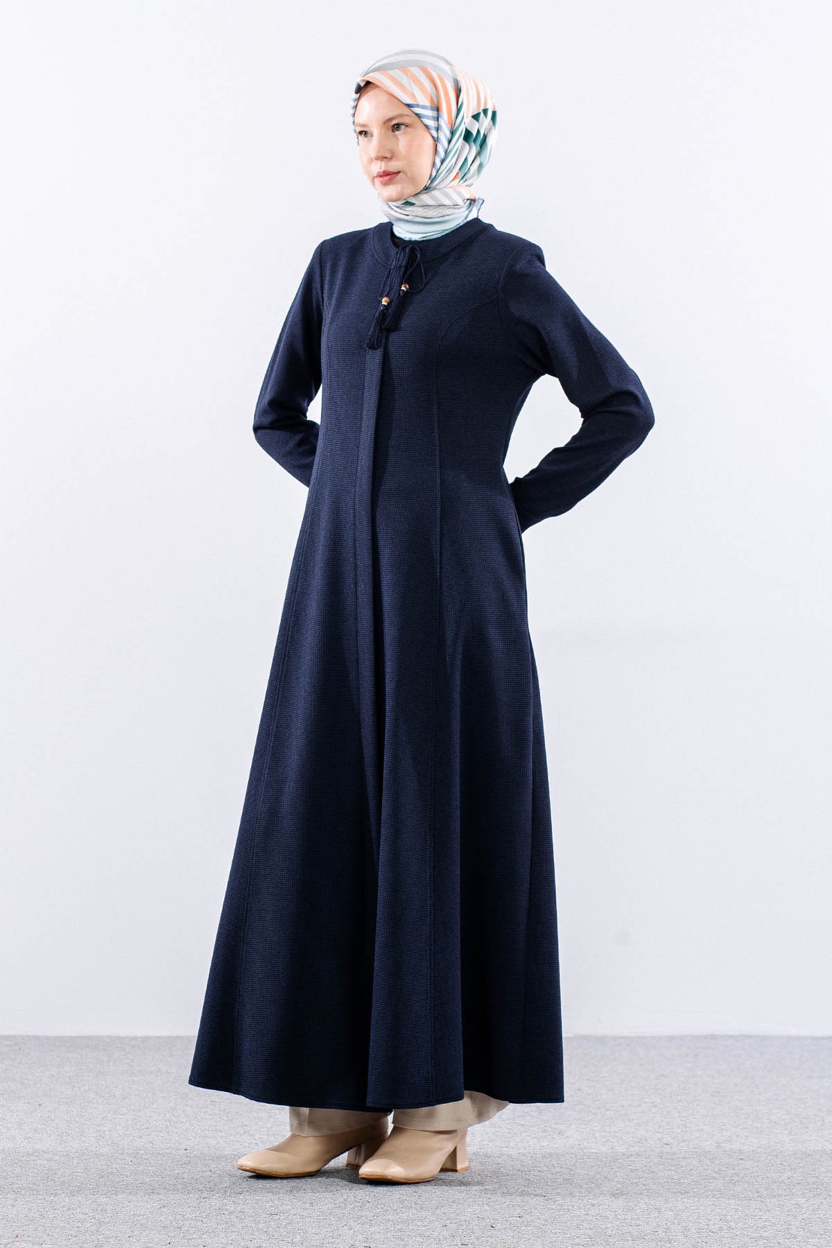 1611 Ferace 40-50 Saliha Luna Kis Kumas - Lacivert - 3