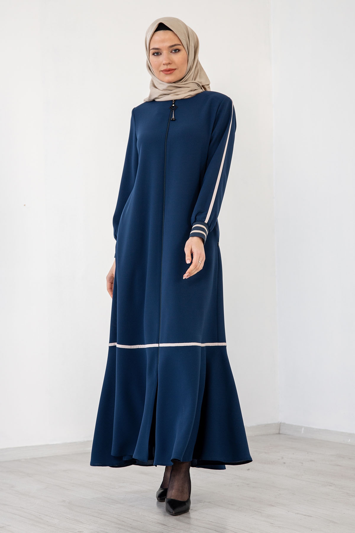 2084 Ferace 42-50 - Petrol - 3