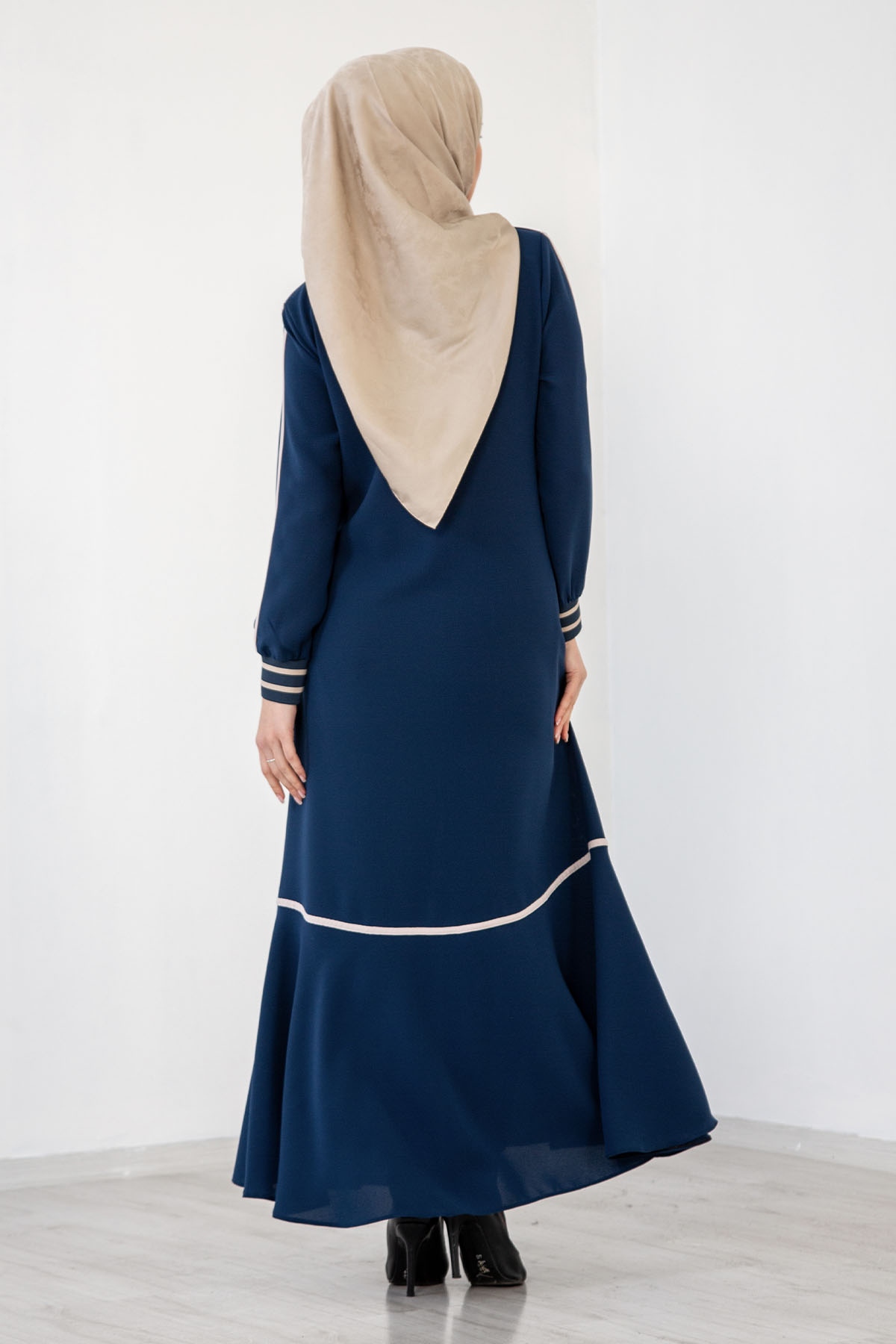 2084 Ferace 42-50 - Petrol - 4