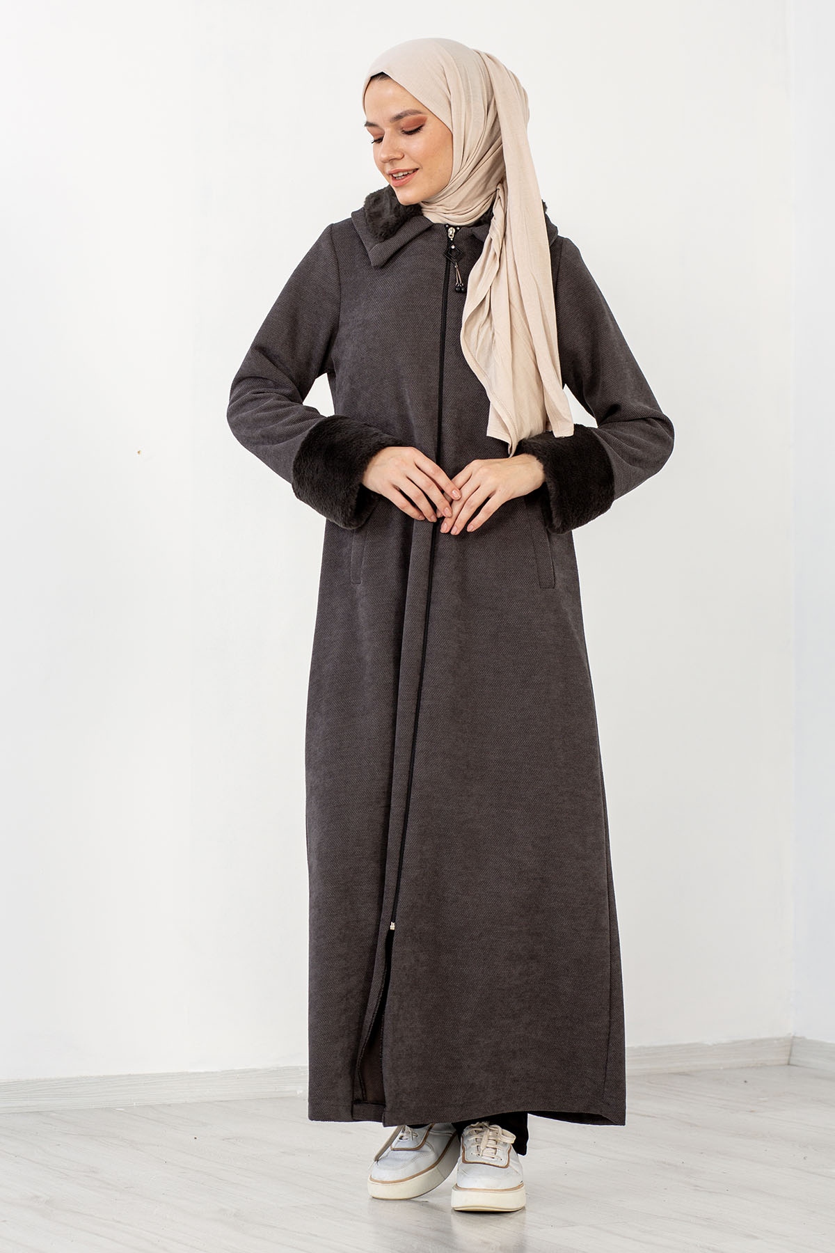 2195 Kürklü Ferace 42-52 - Gri - 2