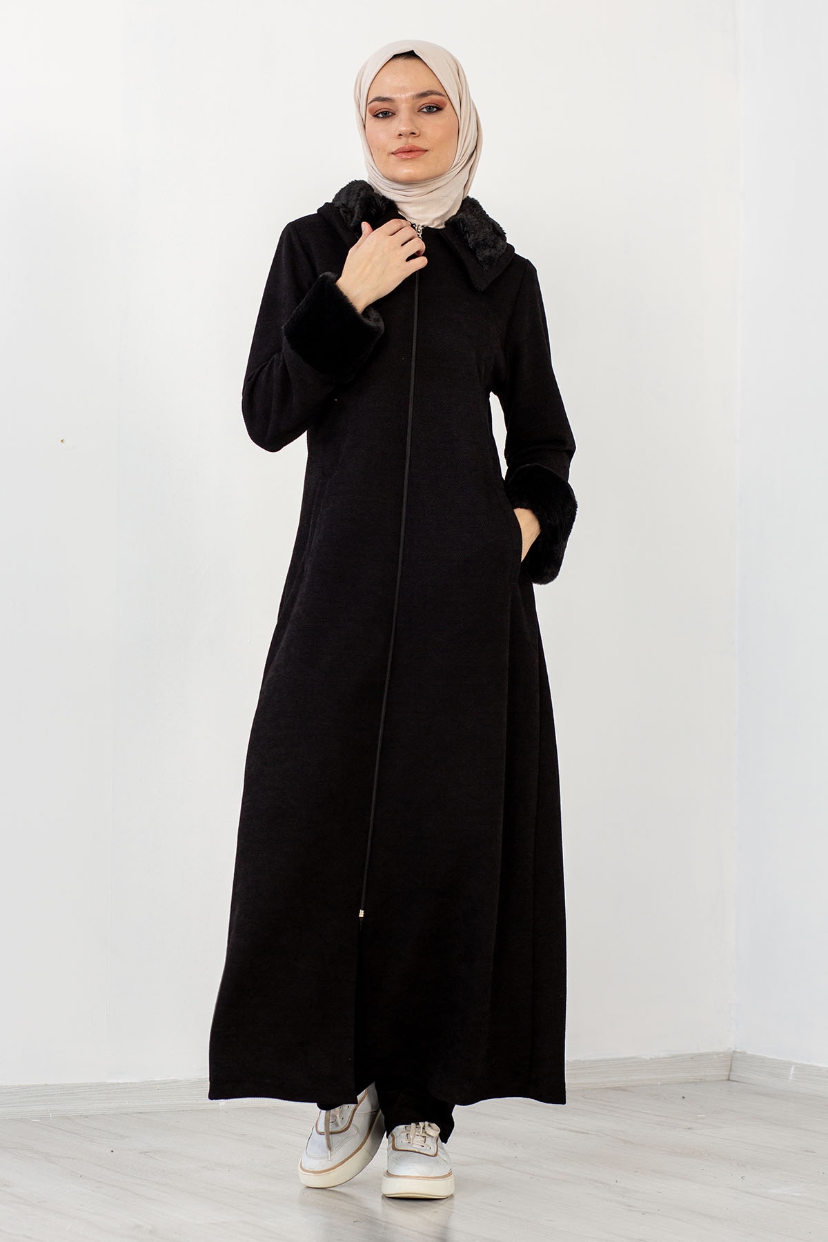 2195 Kürklü Ferace 42-52 - Siyah - 2