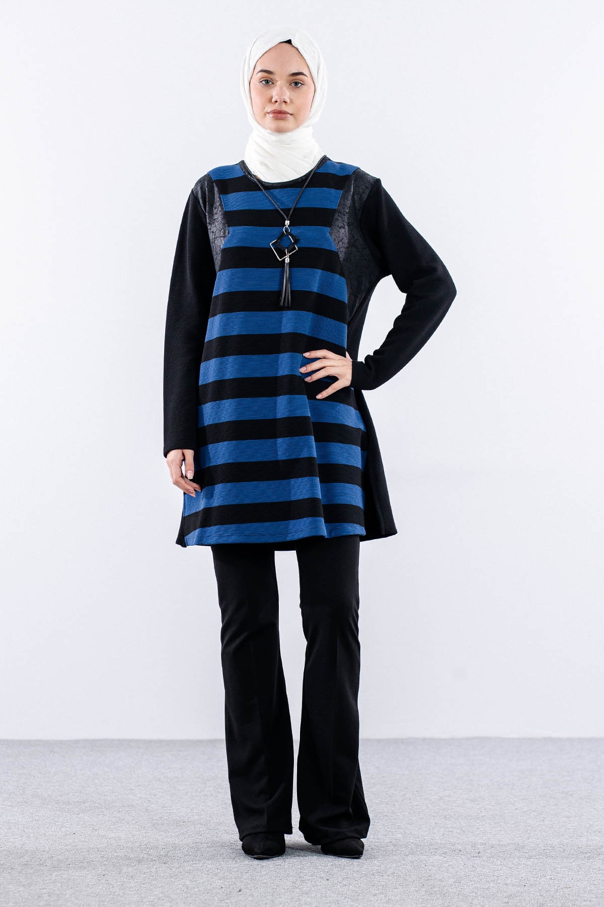 2202 Tunik 42-48 - Indigo - 1