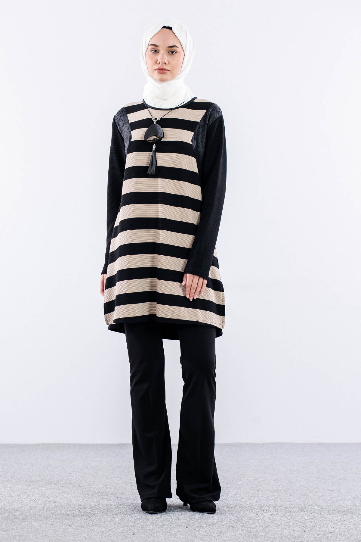 2202 Tunik 42-48 - Siyah - 1