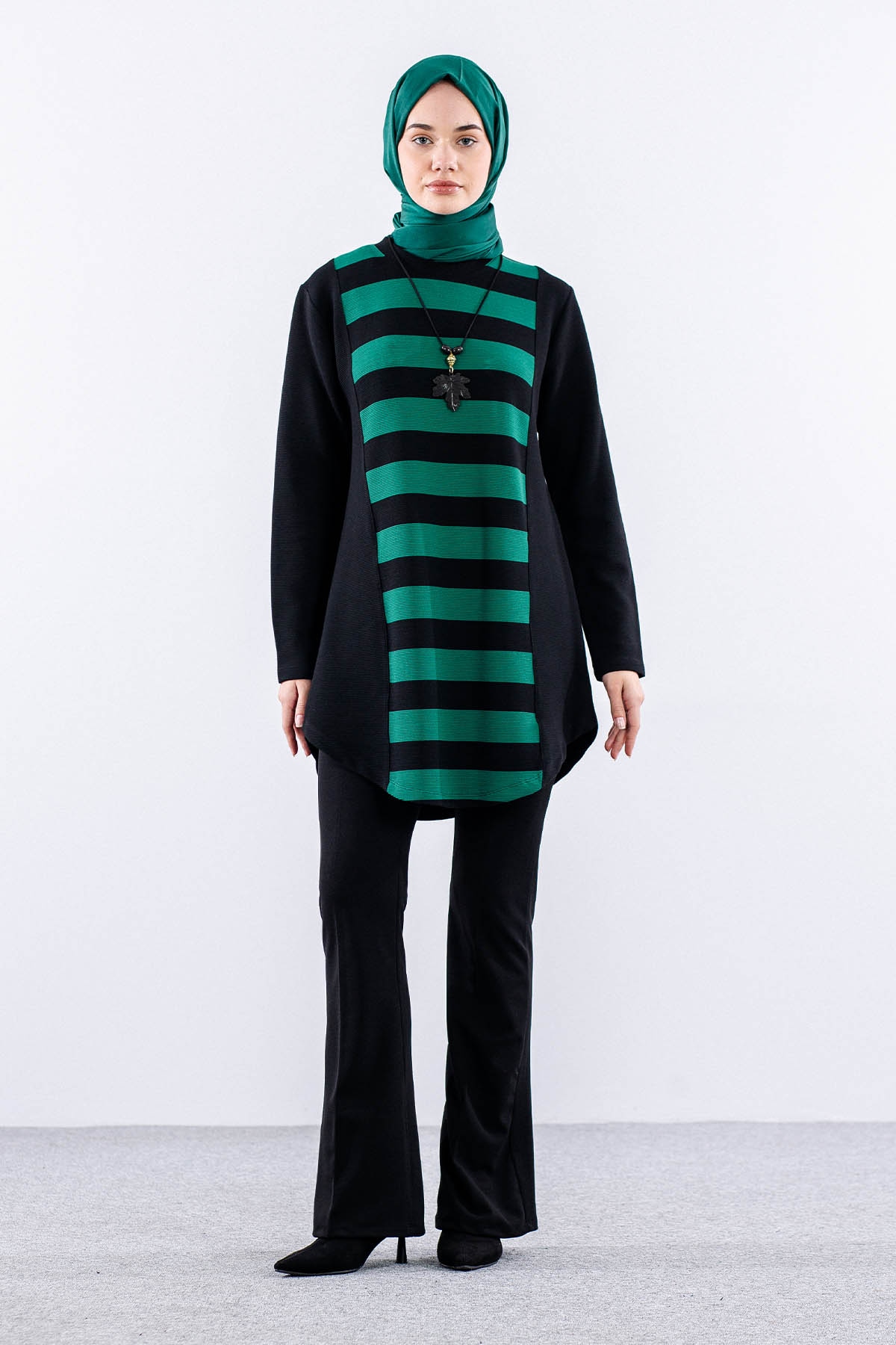 22203 Tunik 42-48 - Haki - 1