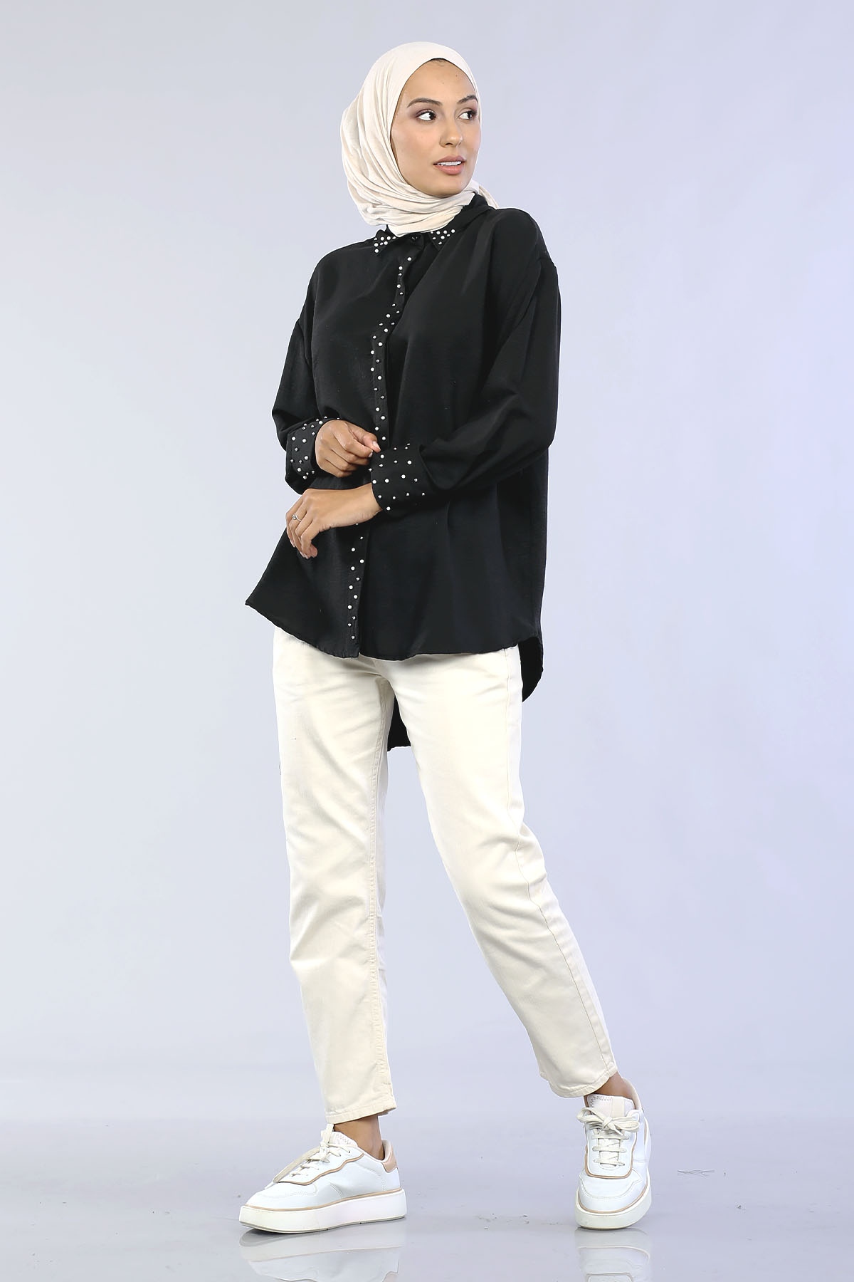 2259 İncili Gömlek 38-44 - Siyah - 1