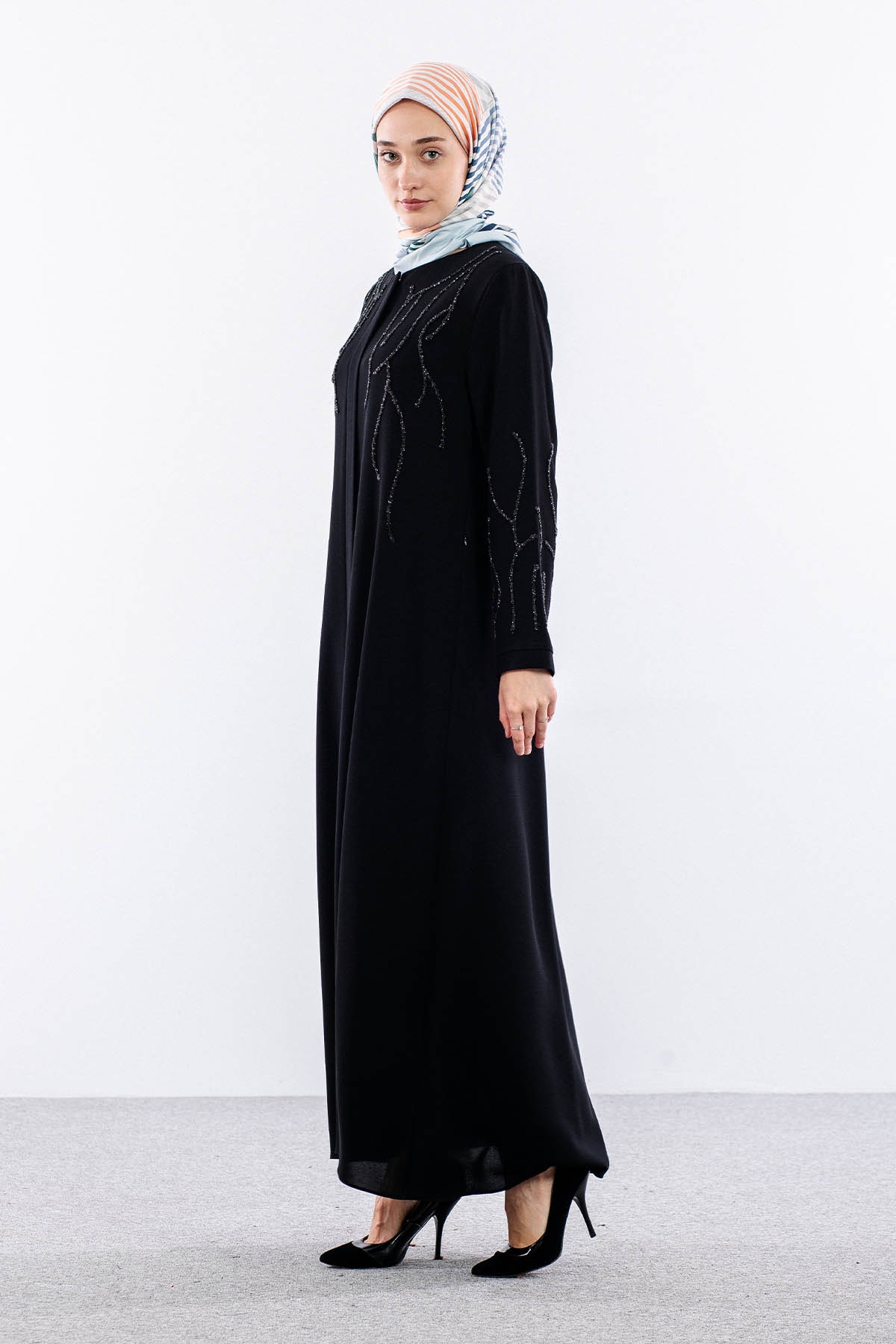 2273 Ferace 42-52 Kol Isli şik Detay - Siyah - 2