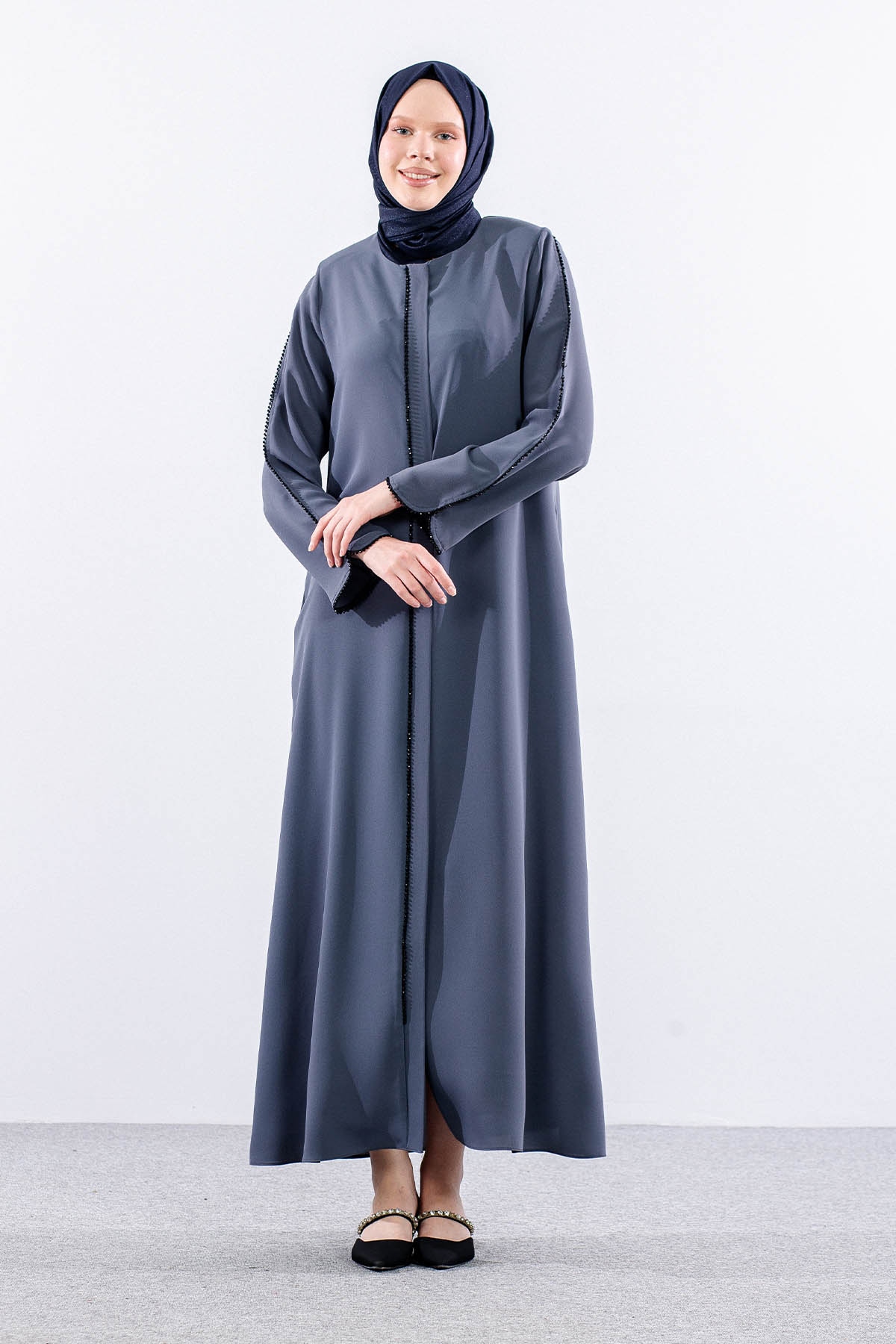 2302 şik Ferace 42-52 Boncuk Biye Detay - Fume - 1