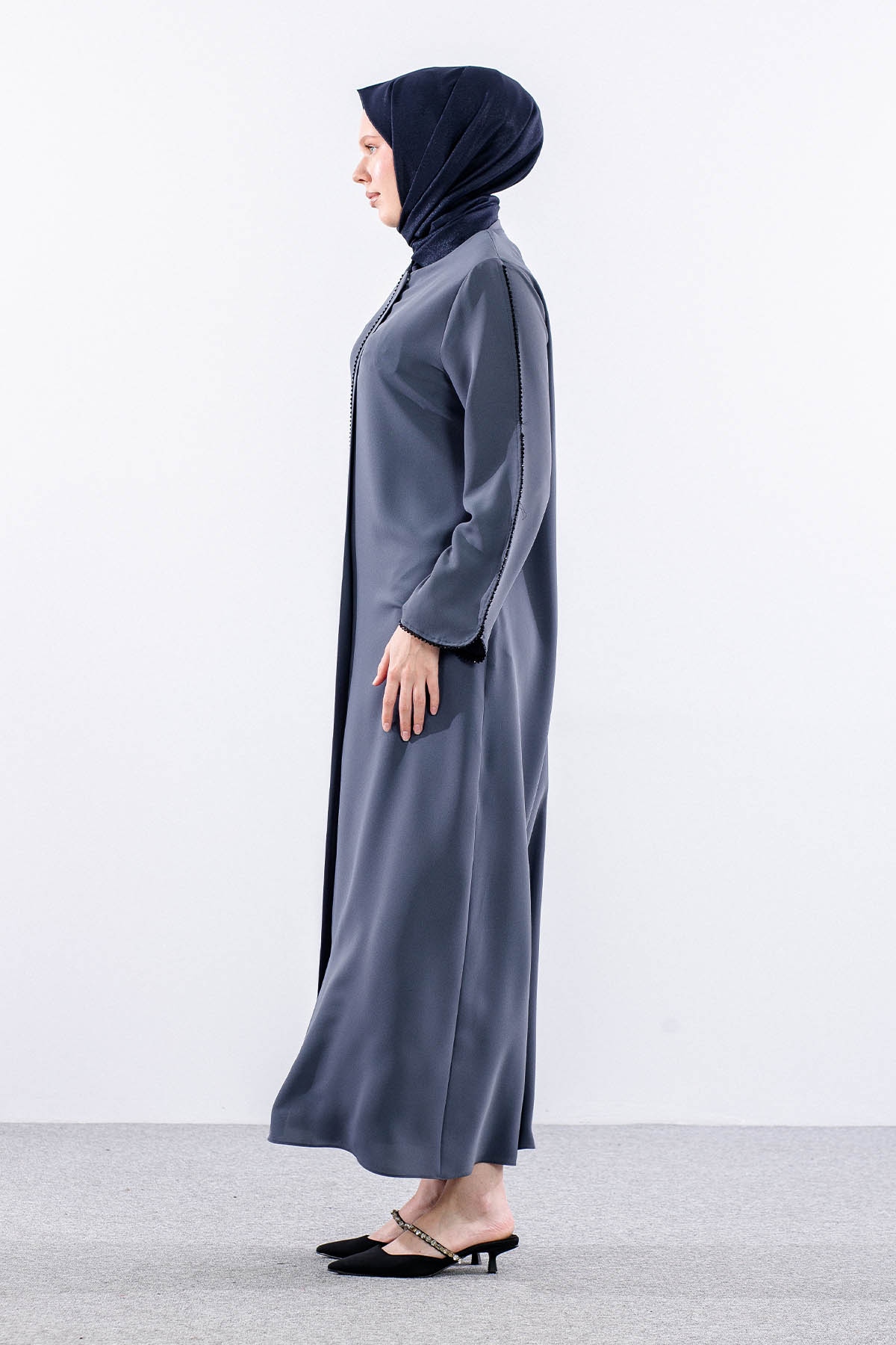 2302 şik Ferace 42-52 Boncuk Biye Detay - Fume - 3