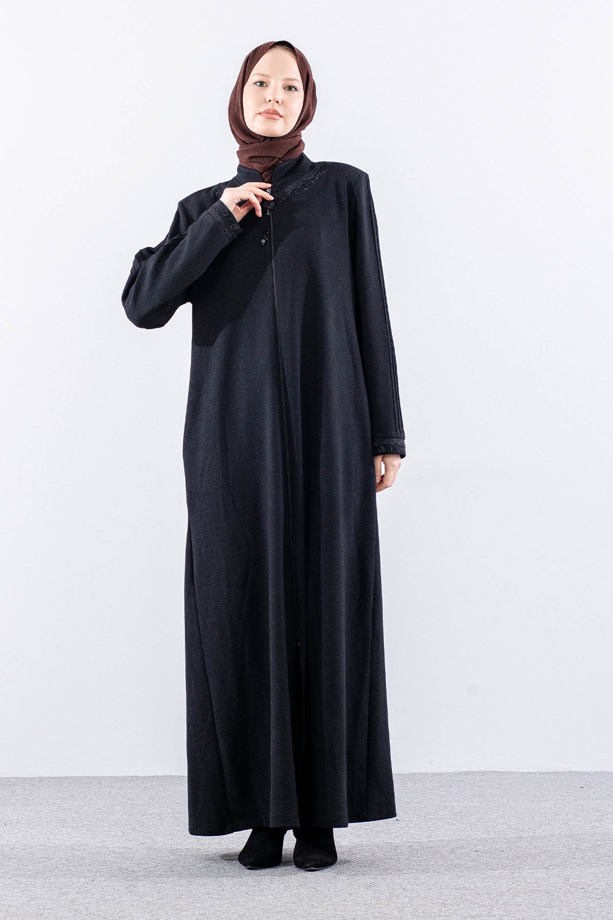 2318 Ferace 46-52 Yaka Kol Tas Detay - Siyah - 3