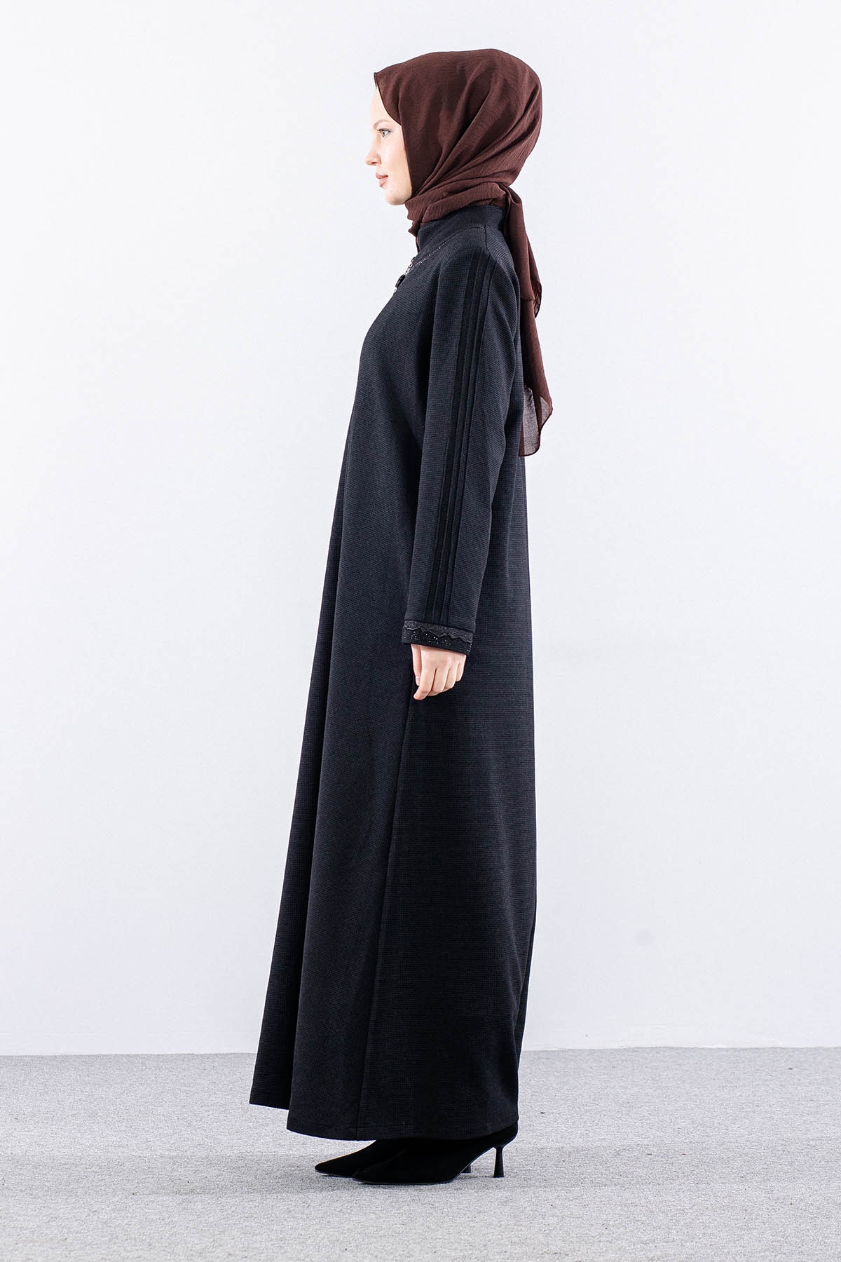 2318 Ferace 46-52 Yaka Kol Tas Detay - Siyah - 4