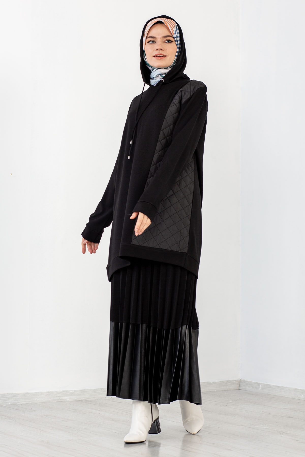 23289 Sweat Tunik 44-46-48 - Siyah - 2