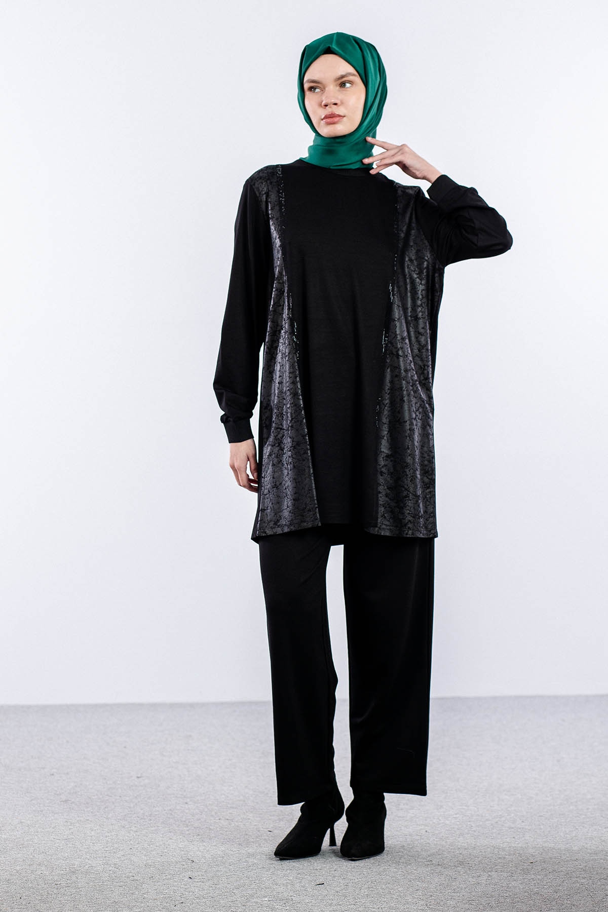 23471 Takim 48-50 - Siyah_k.deri - 2