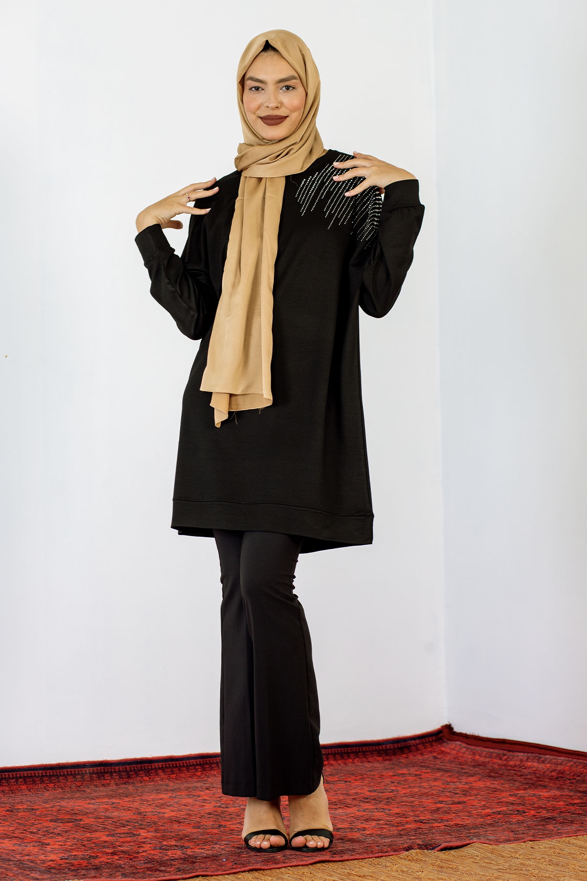 24138 Tunik 44-46 Taşli - Siyah - 3