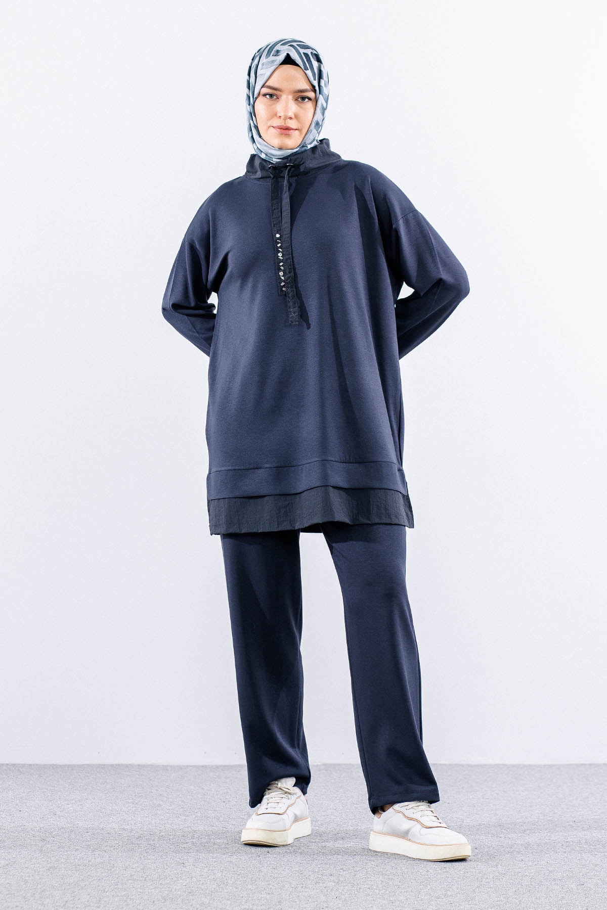 24222 Takim 44-46 - Antrasit - 2