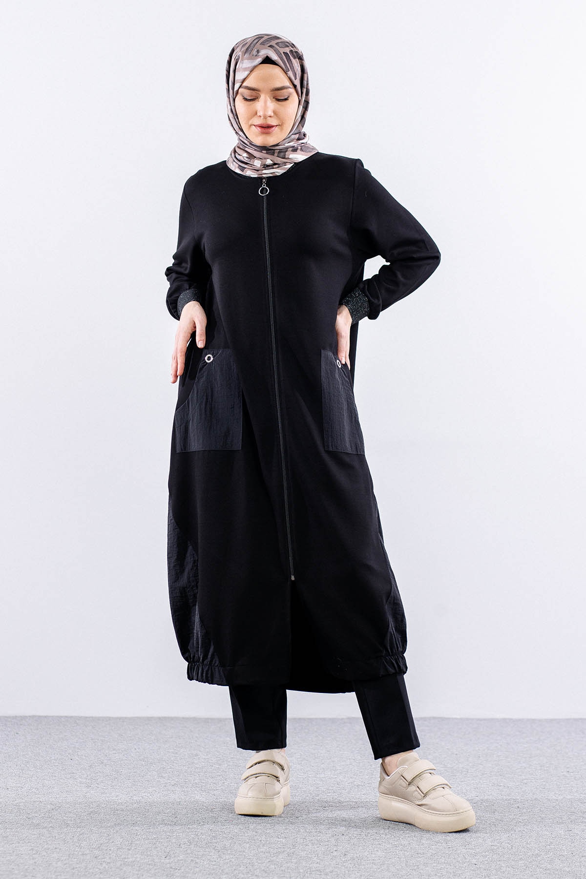 24231 Kap 44-46-48 - Siyah - 2