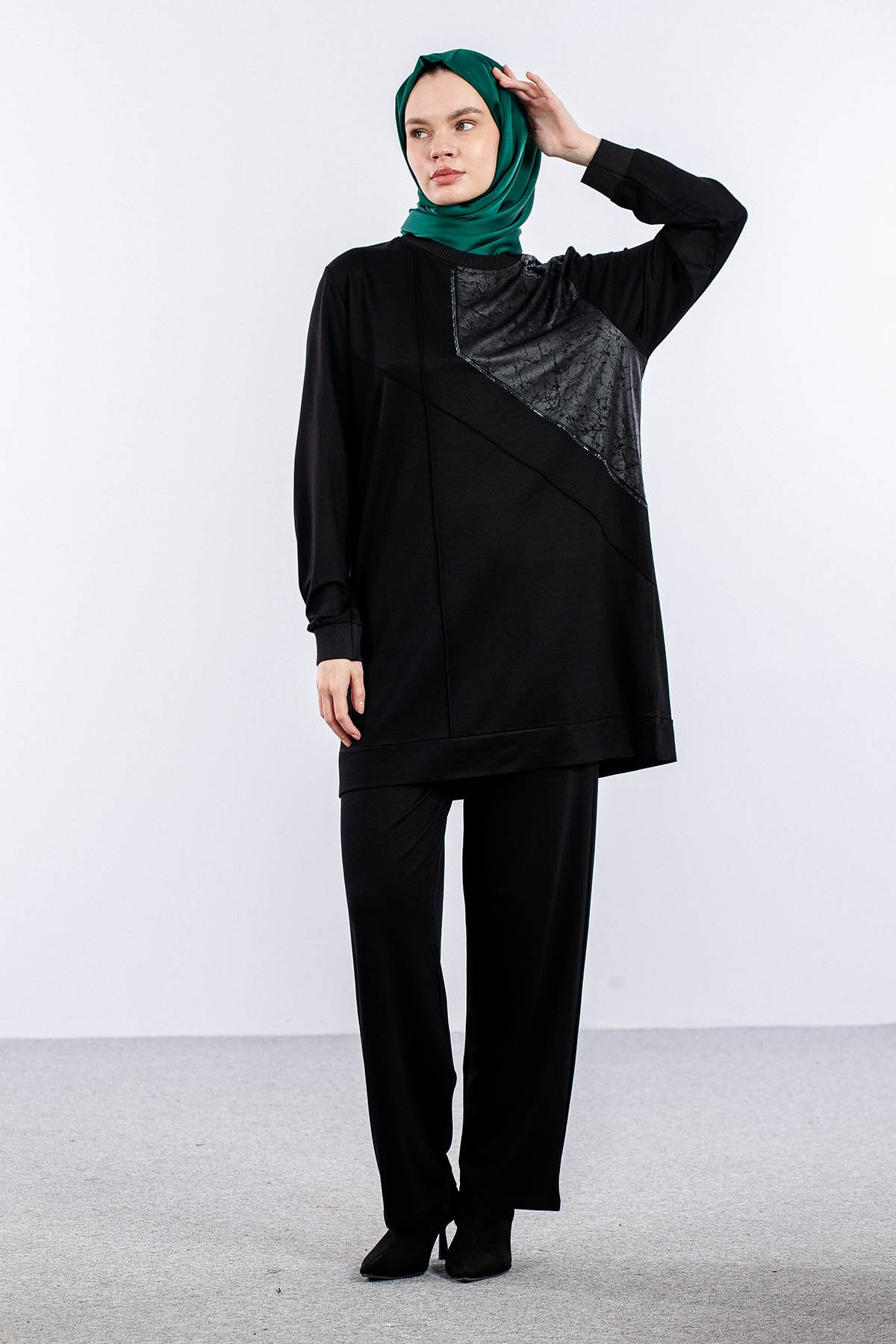 24241 Takim 44-46 - Siyah_k.deri - 2