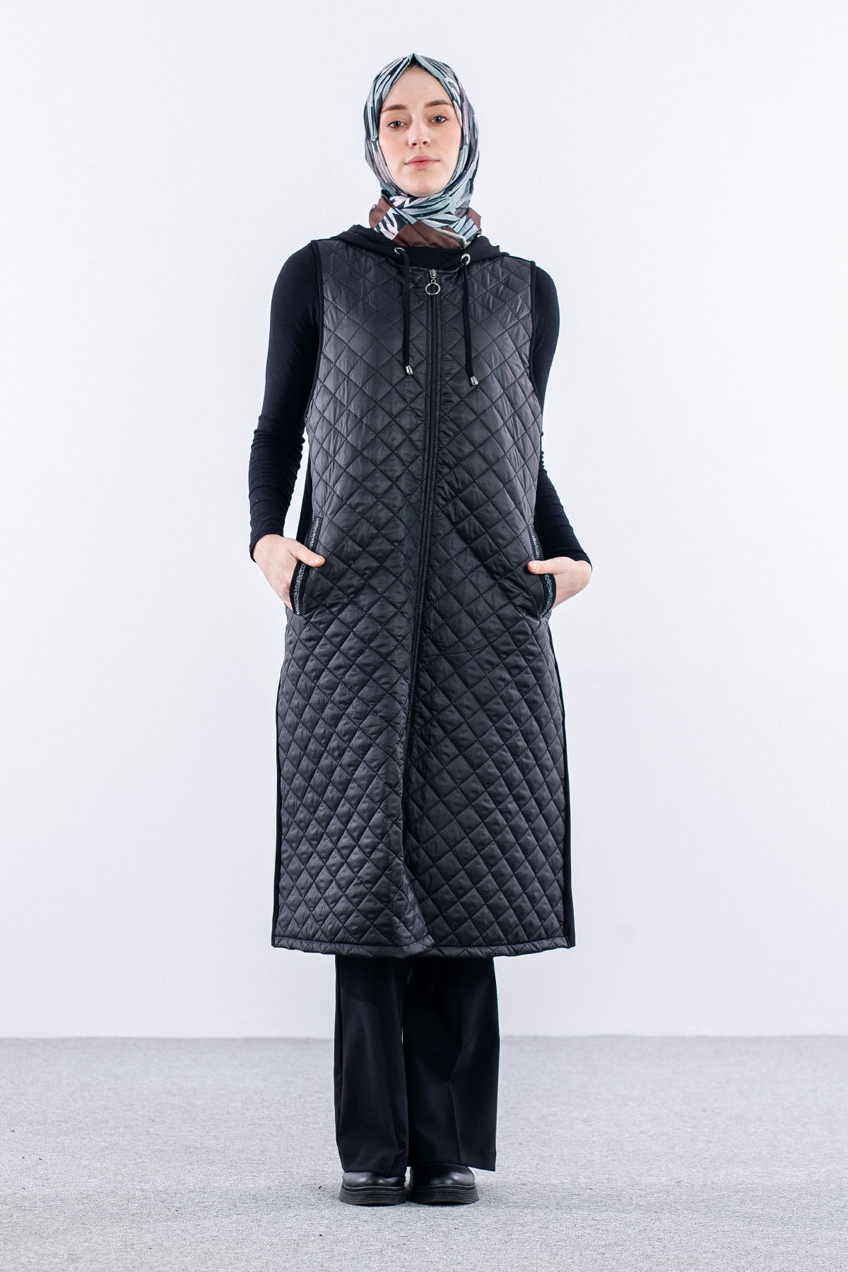 24244 Kapitone Yelek 44-46-48 - Siyah - 1