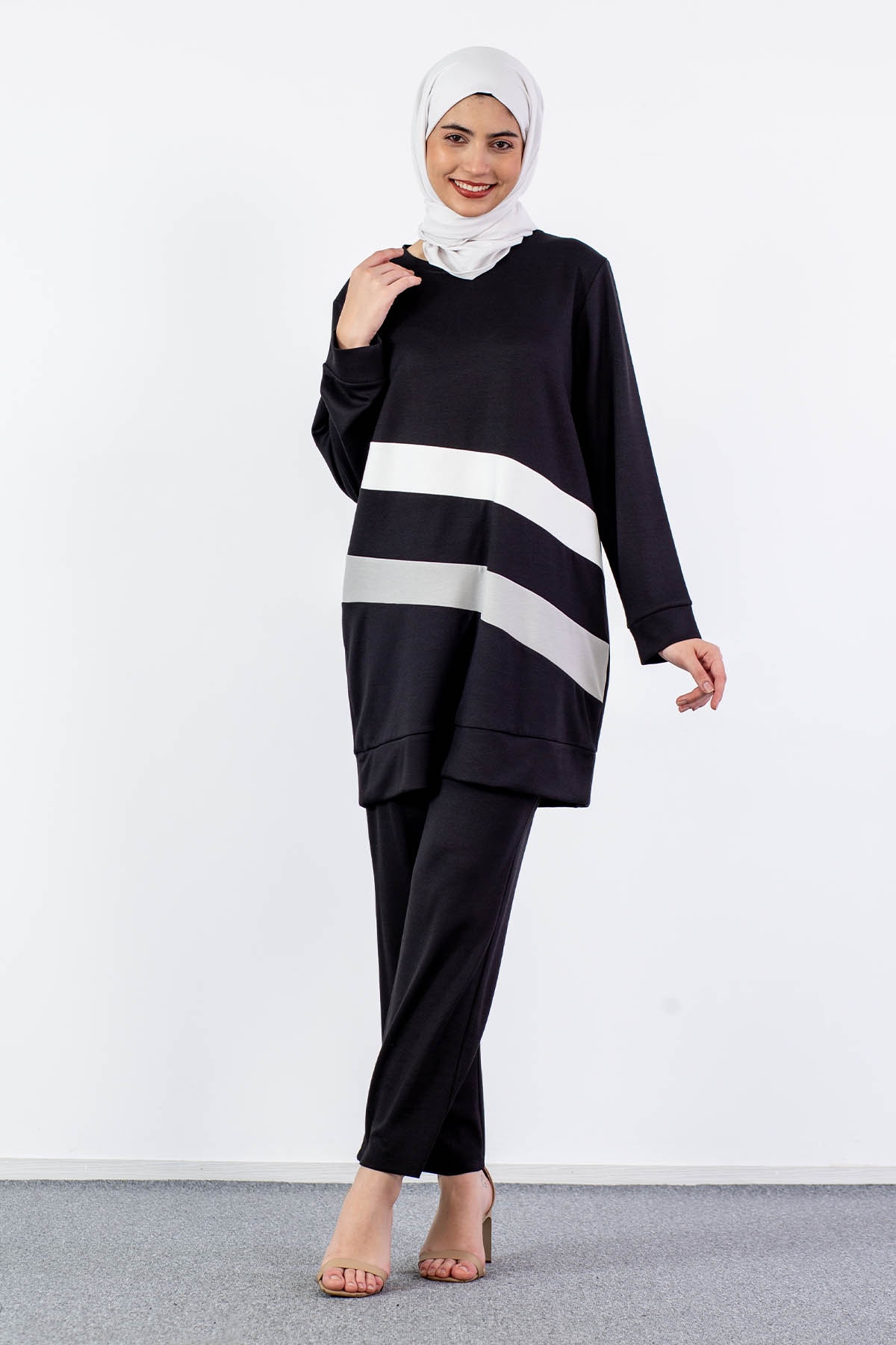 24247 Takim 44-46 - Siyah - 1