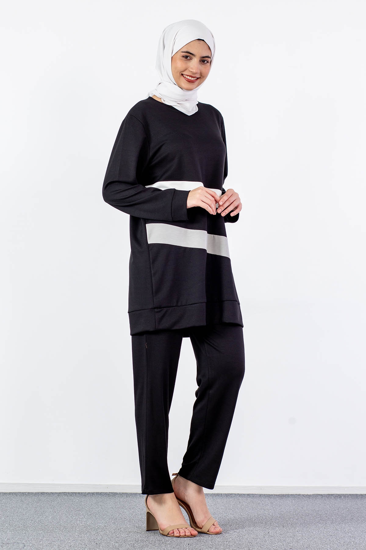 24247 Takim 44-46 - Siyah - 2