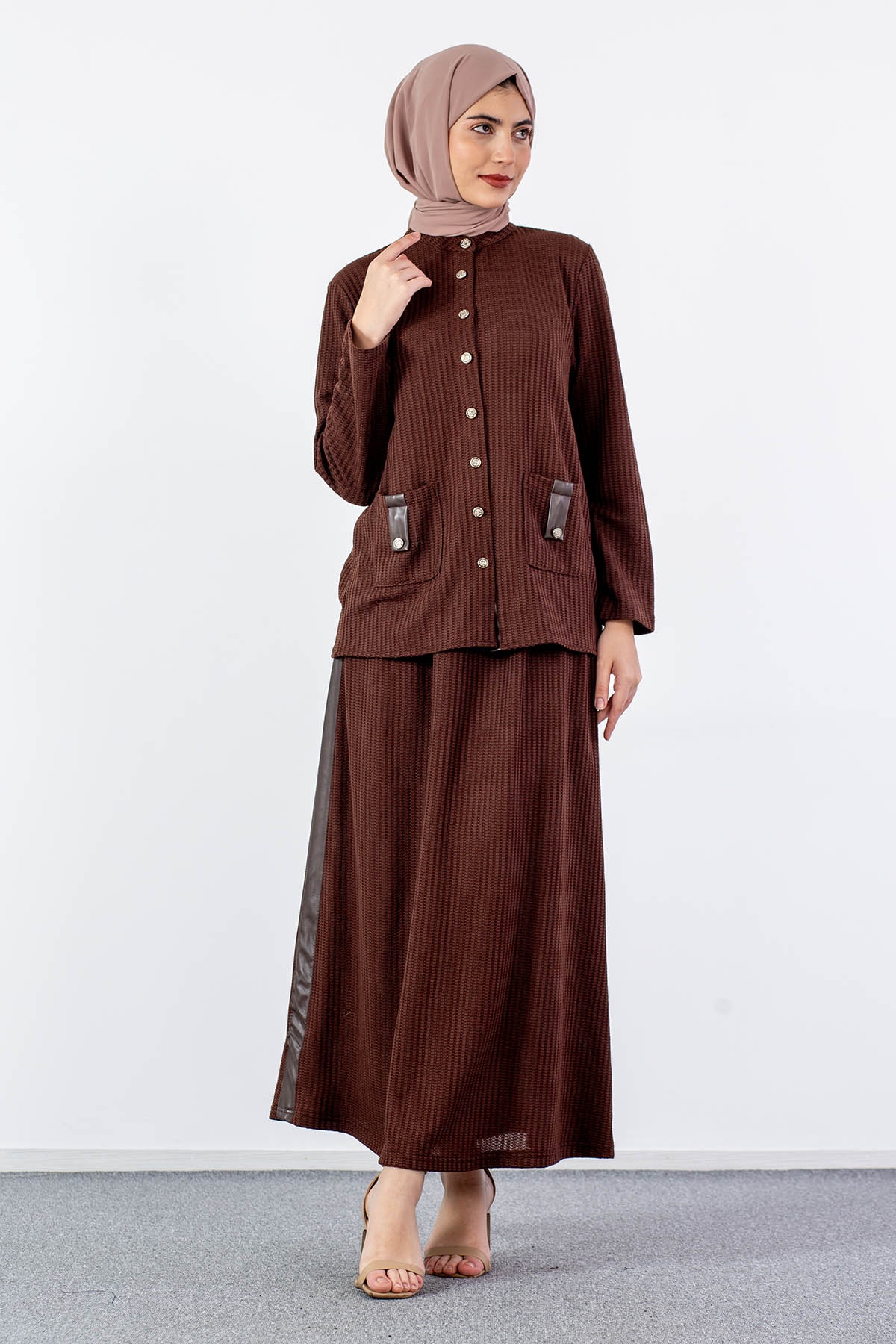 24270 E.takim 44-46 - Kahve - 1