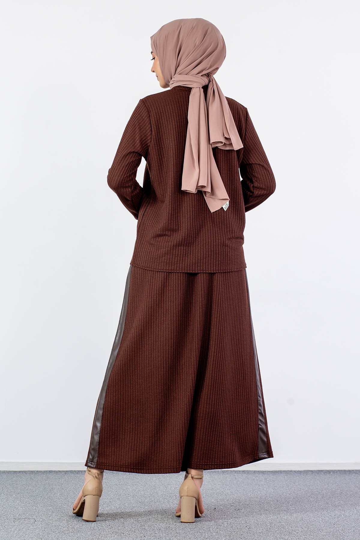 24270 E.takim 44-46 - Kahve - 5