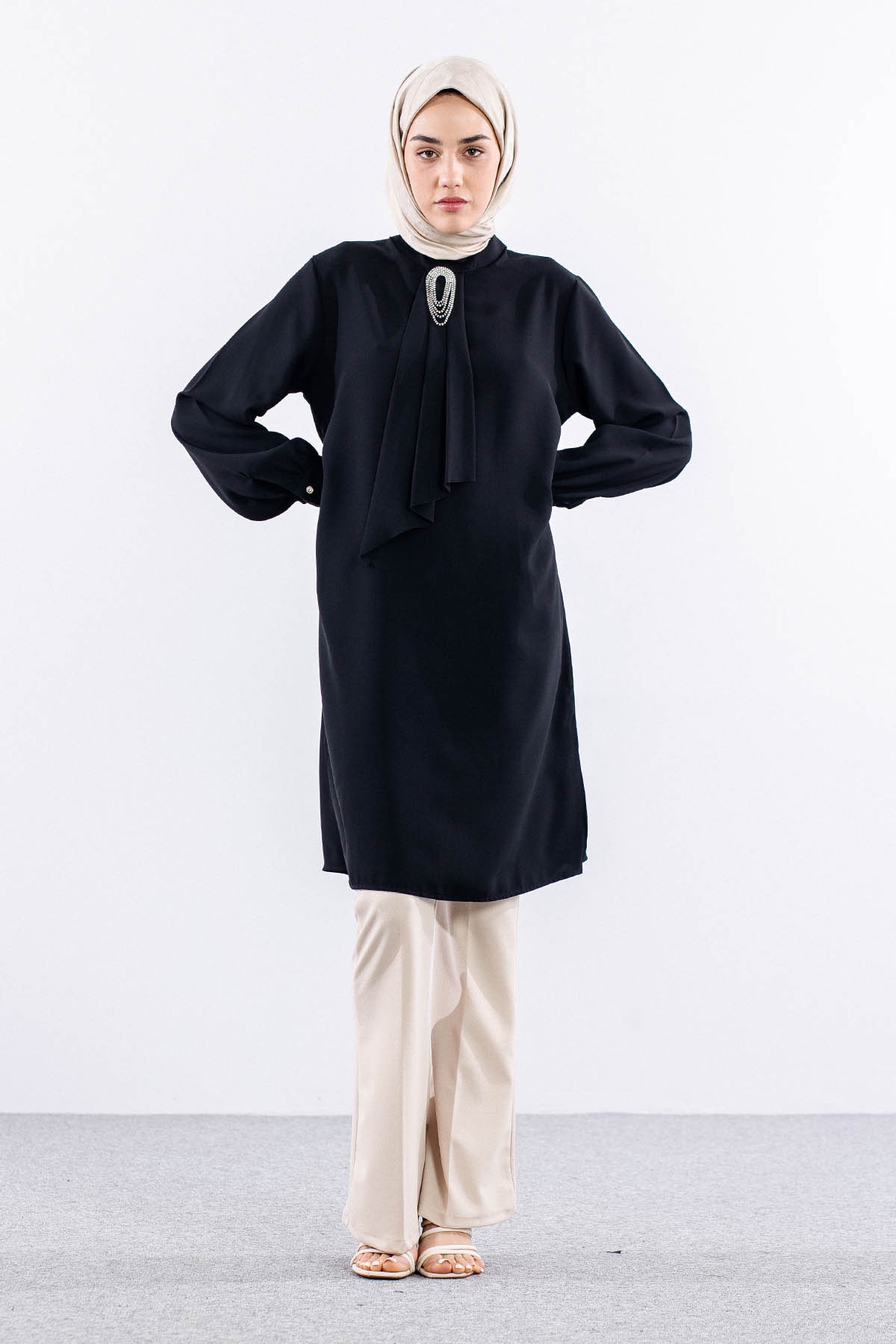 2428 Tunik 42-48 Kravat - Siyah - 2