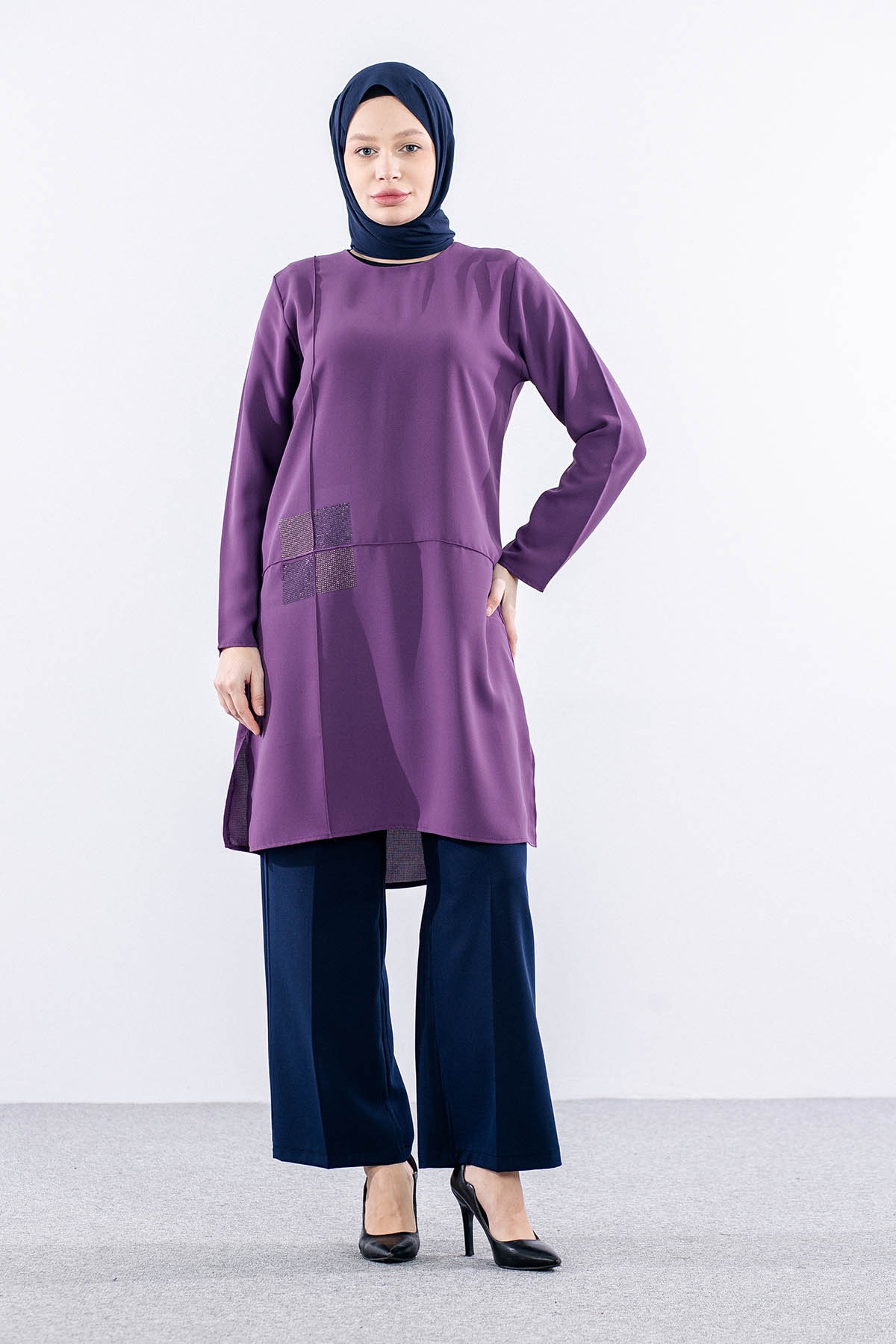 2429 Tunik 42-48 Kare - Lila - 1