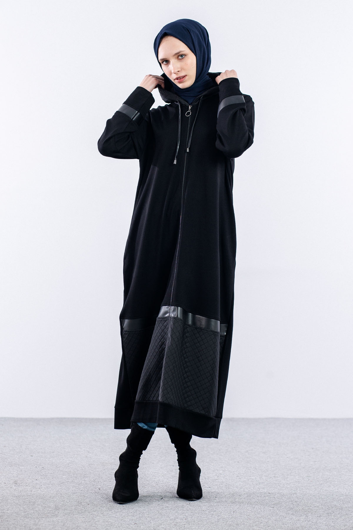 24296 Uzun  Kap 44-46-48 - Siyah - 1