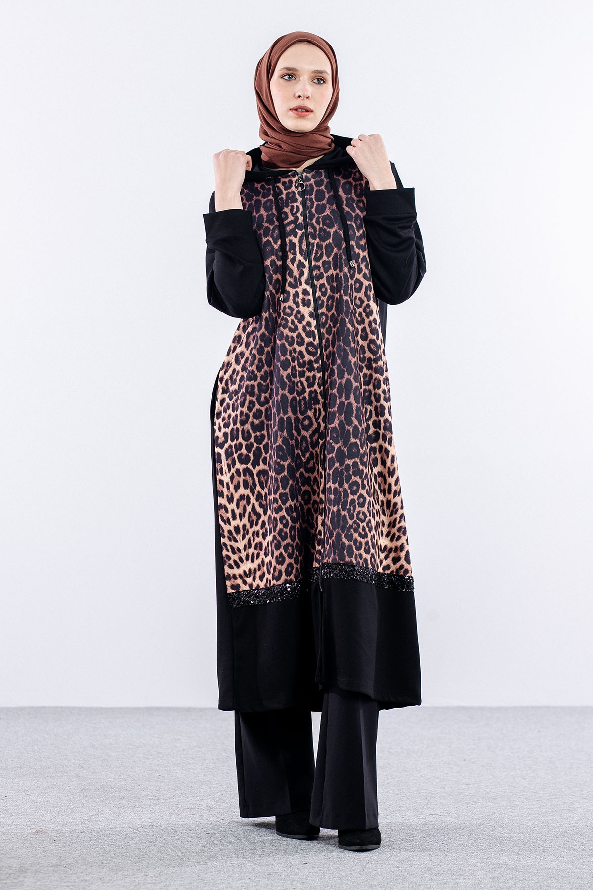 24304 Uzun Kap 44-46-48 Leo - Siyah_leopar - 1