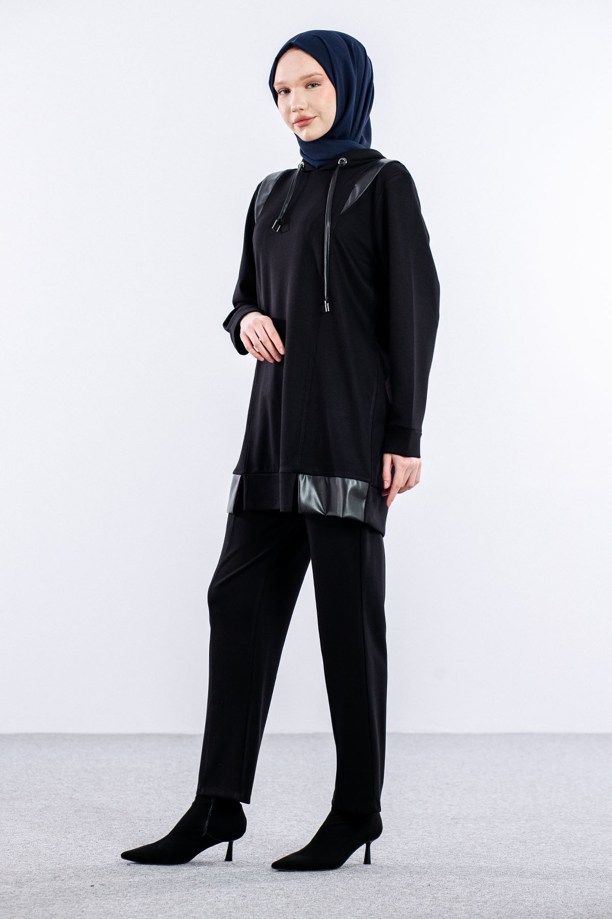 24313 Takim 44-46 - Siyah - 3