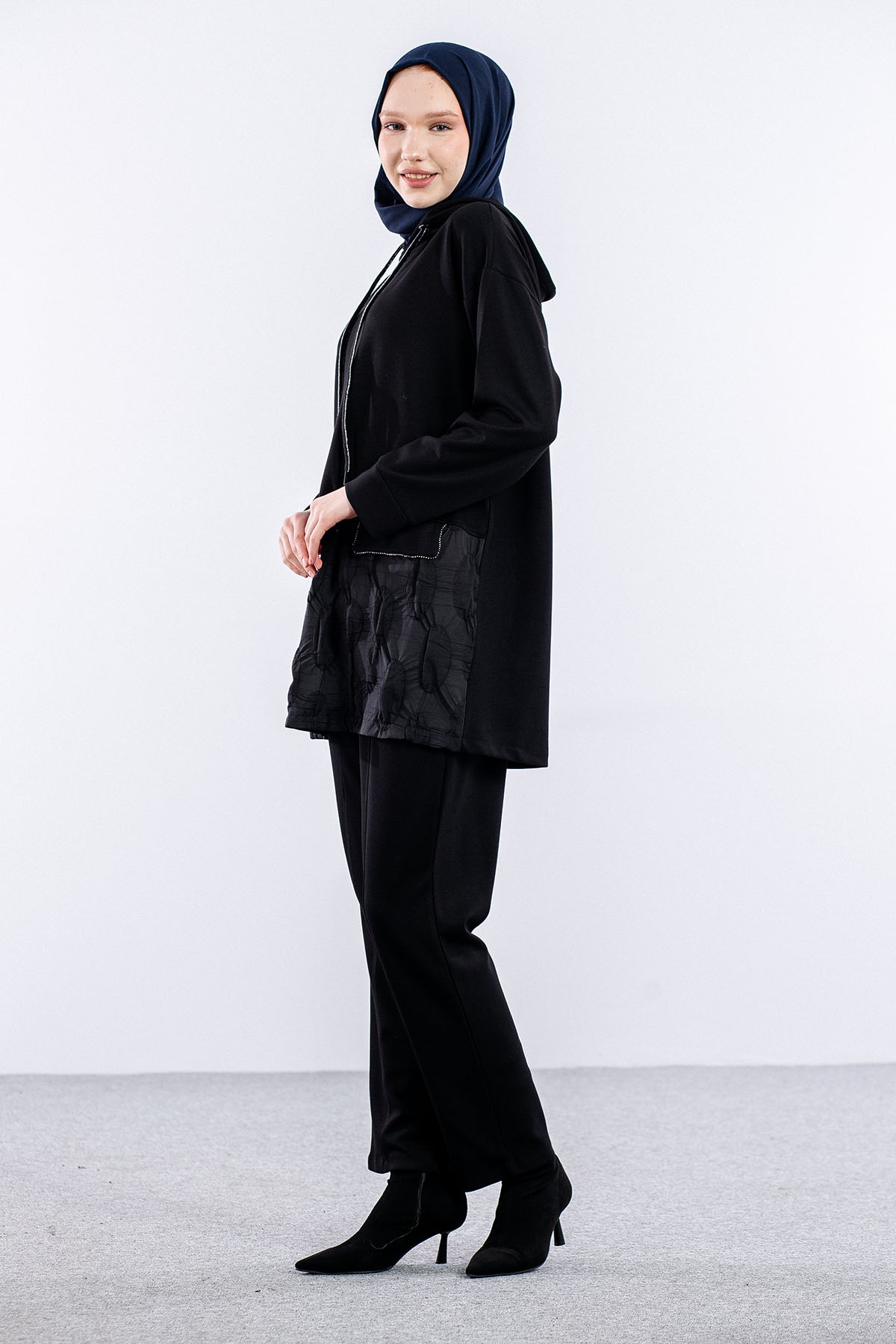 24321 Takim 44-46 Tasli - Siyah_oval - 3